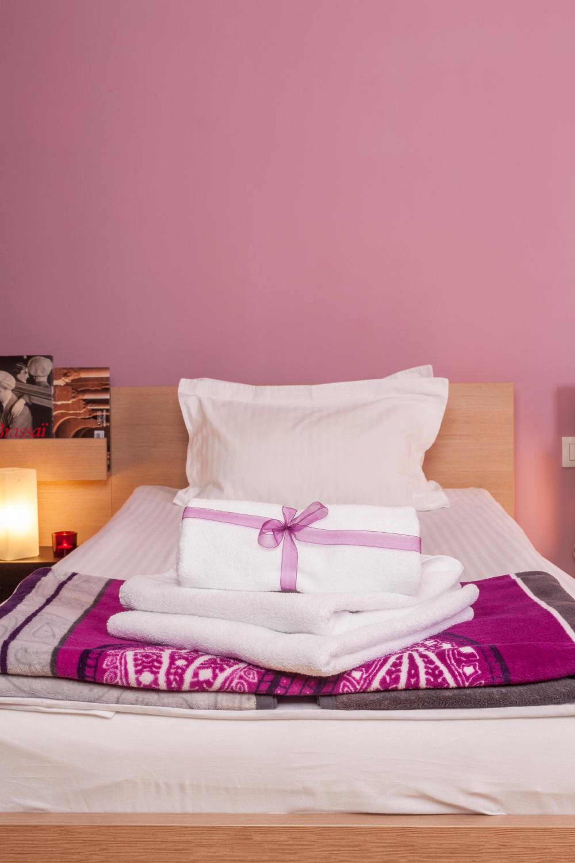 Twin Room - Photo 9