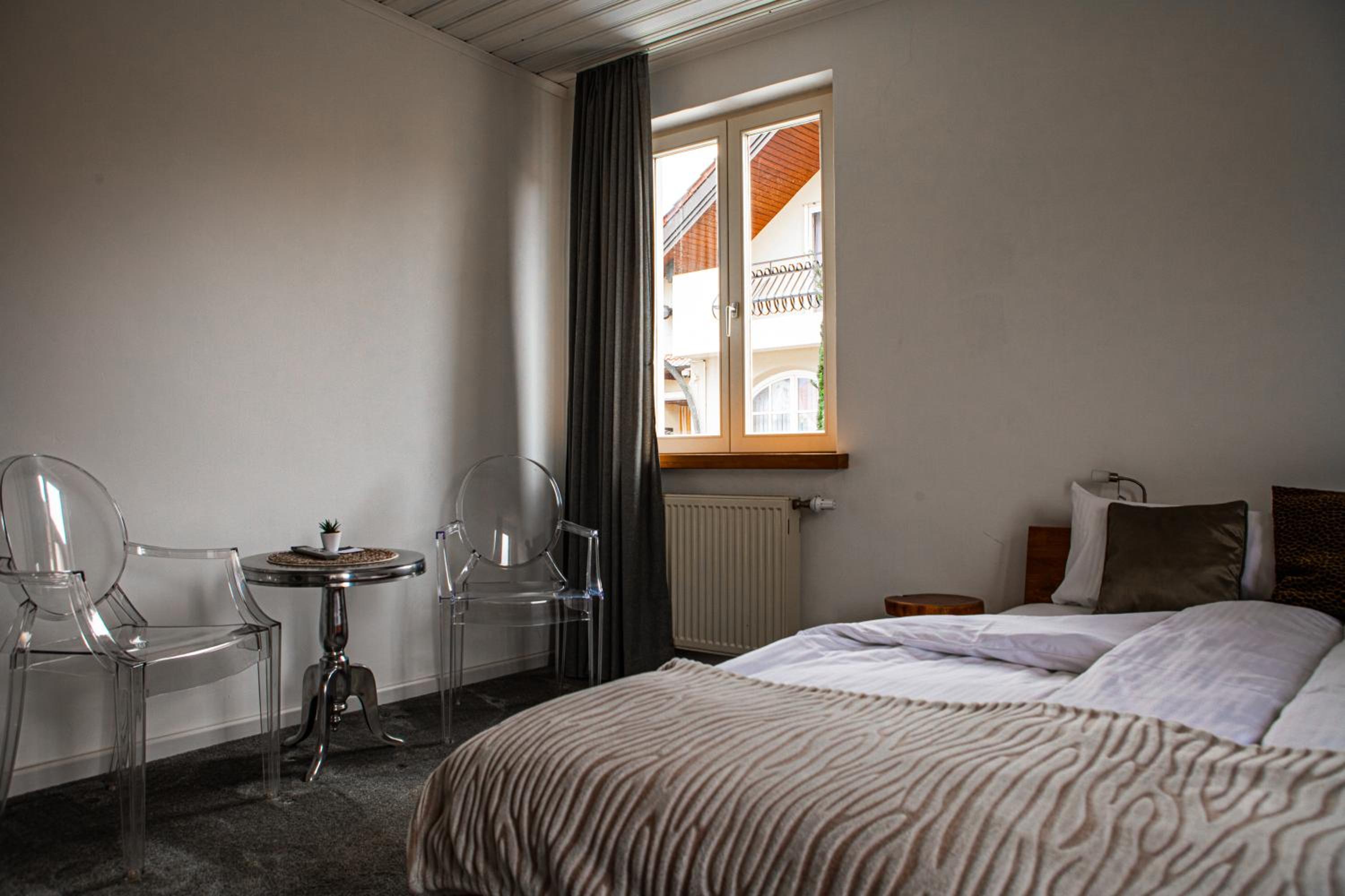 Double Room - Photo 16