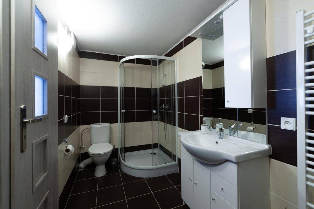 Two-Bedroom Suite photo 2