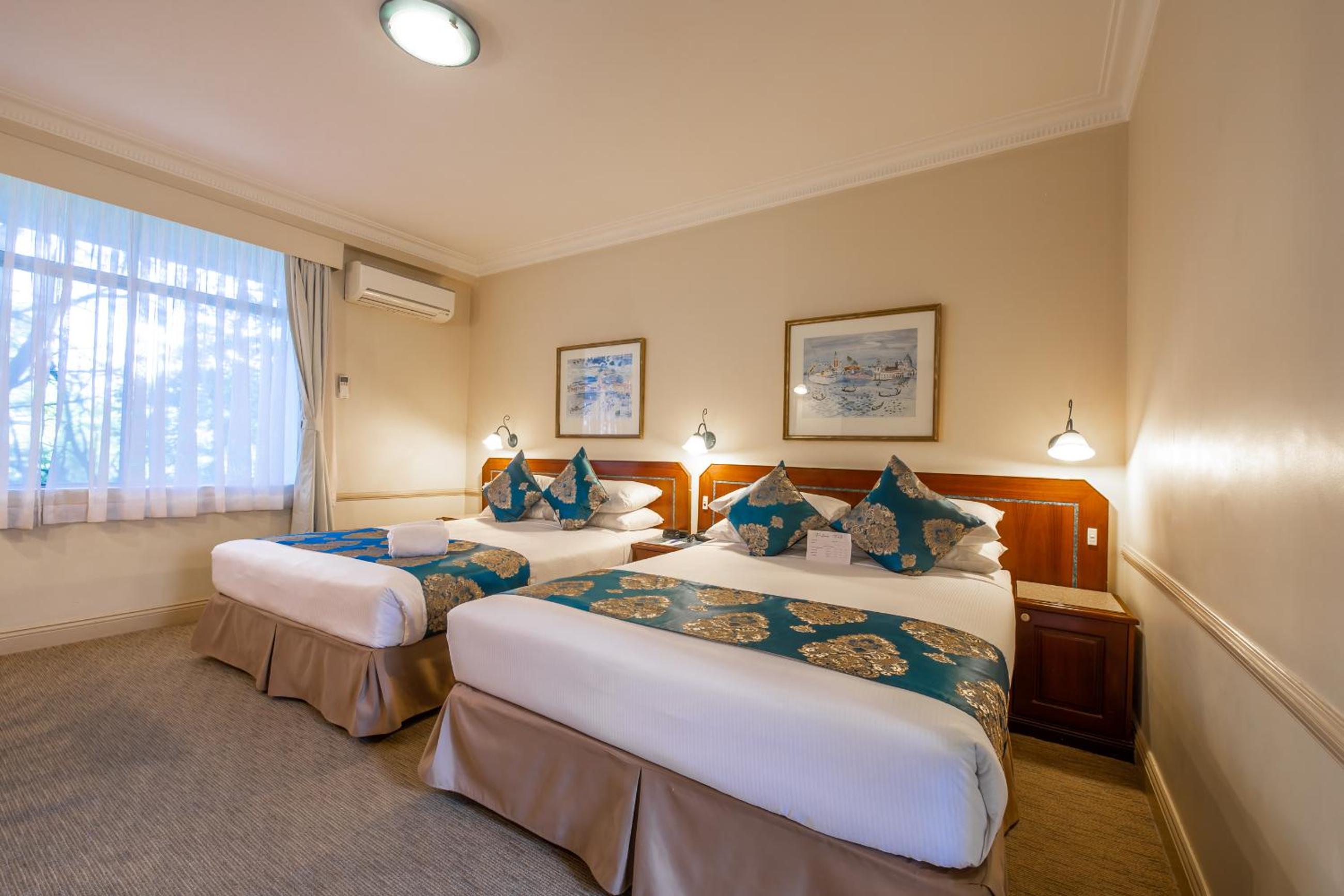 Superior Twin Room photo 2