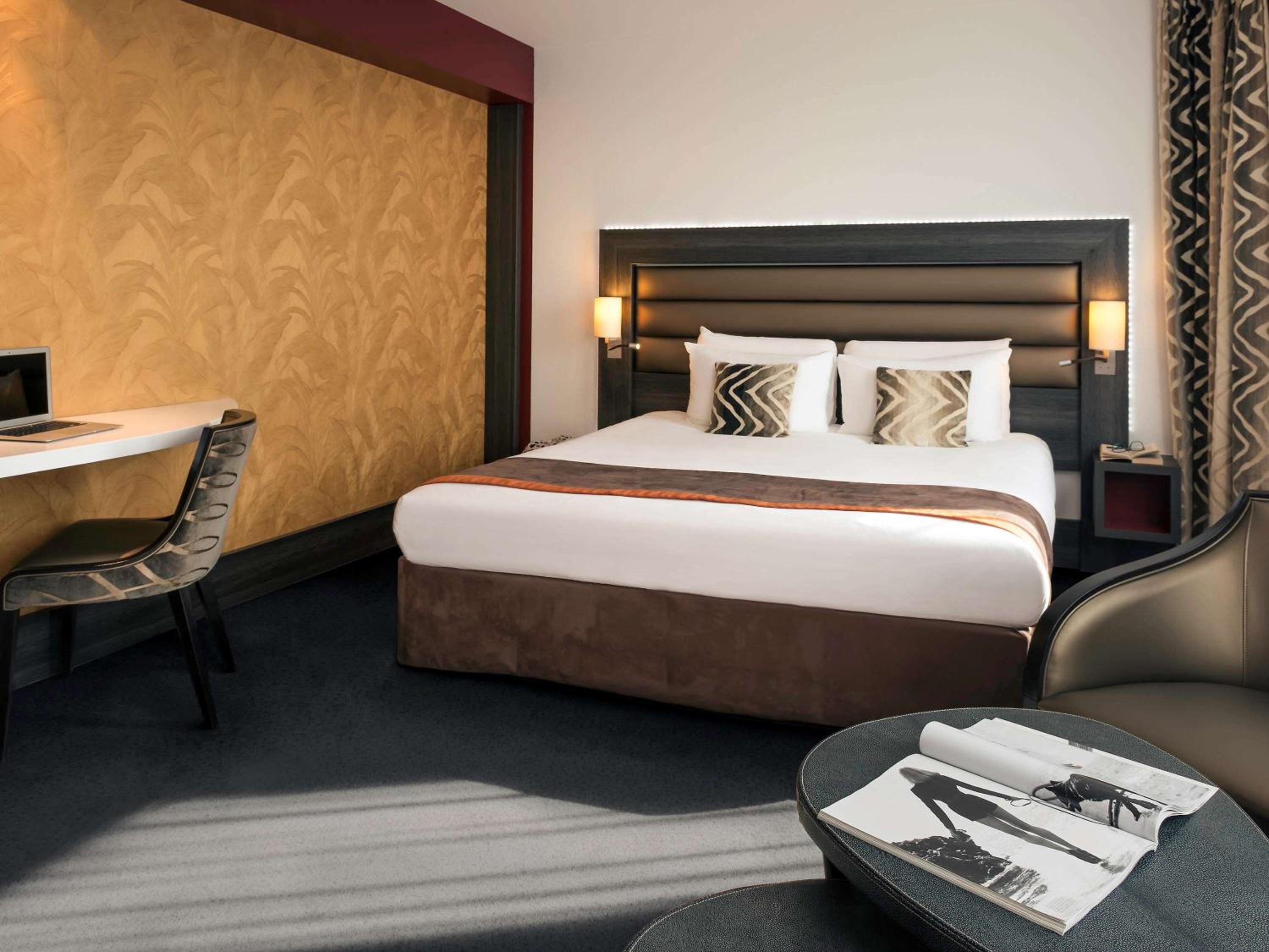 Superior Suite with One King Bed  - Photo 1