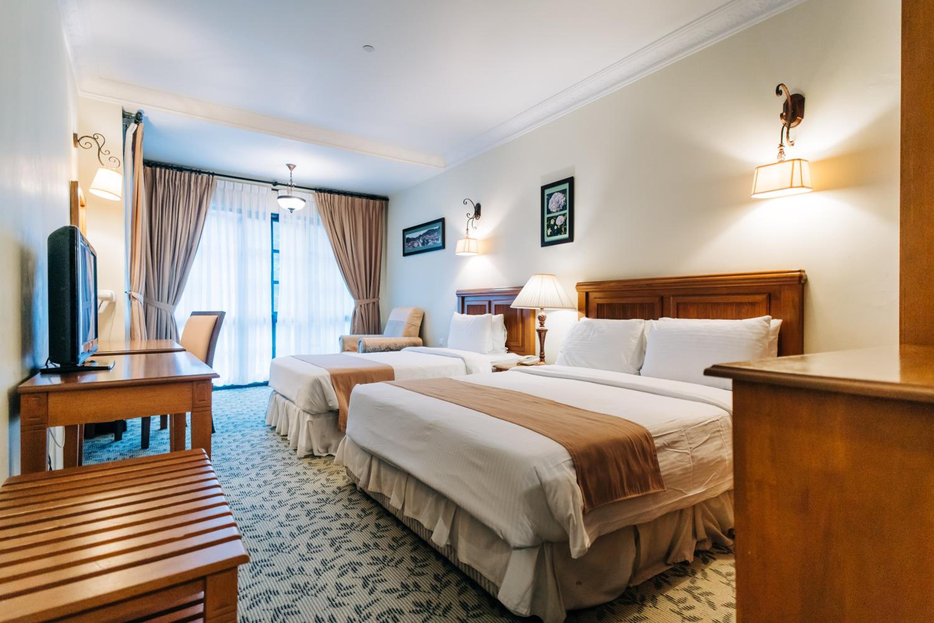 Deluxe Triple Room