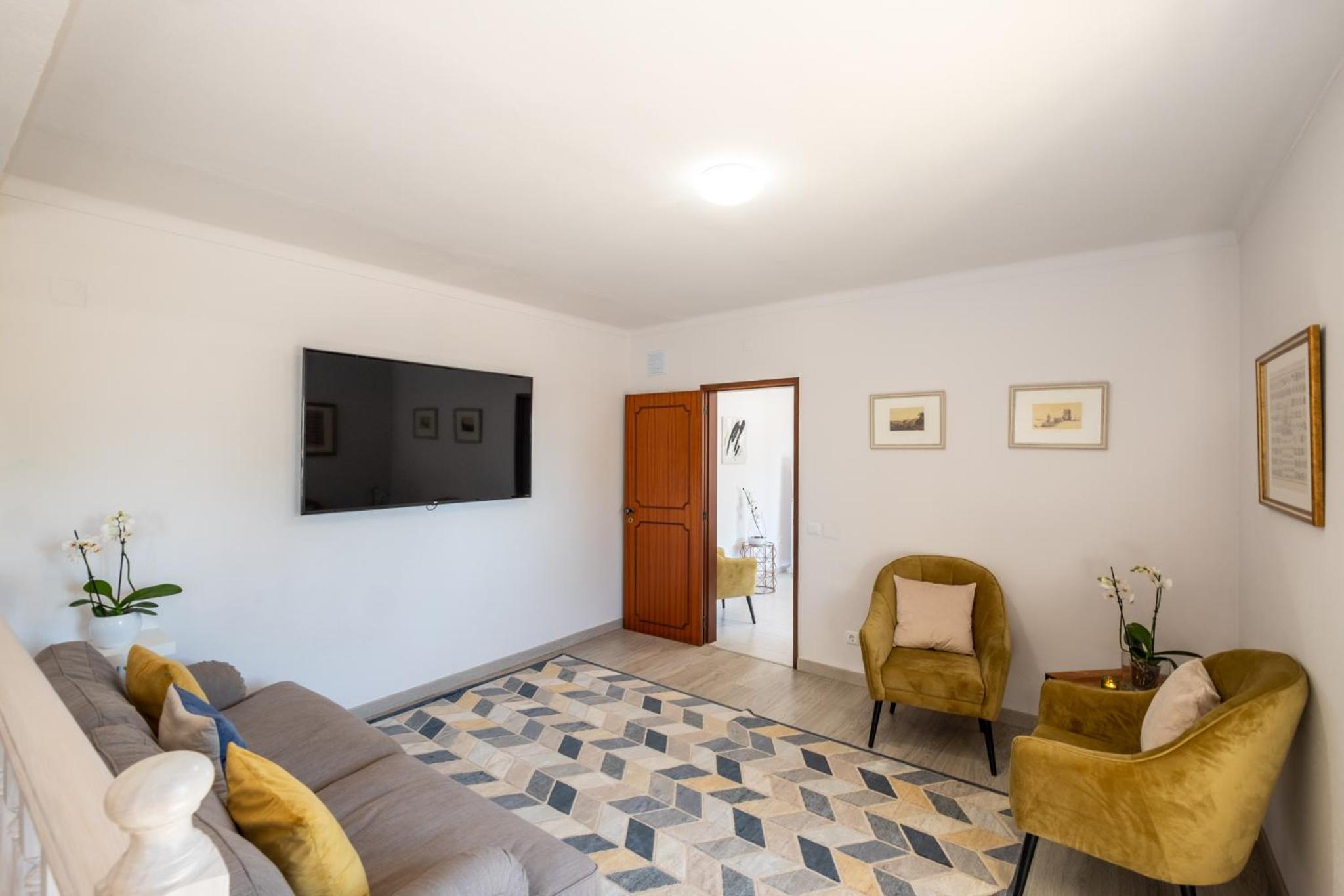 Villa photo 3