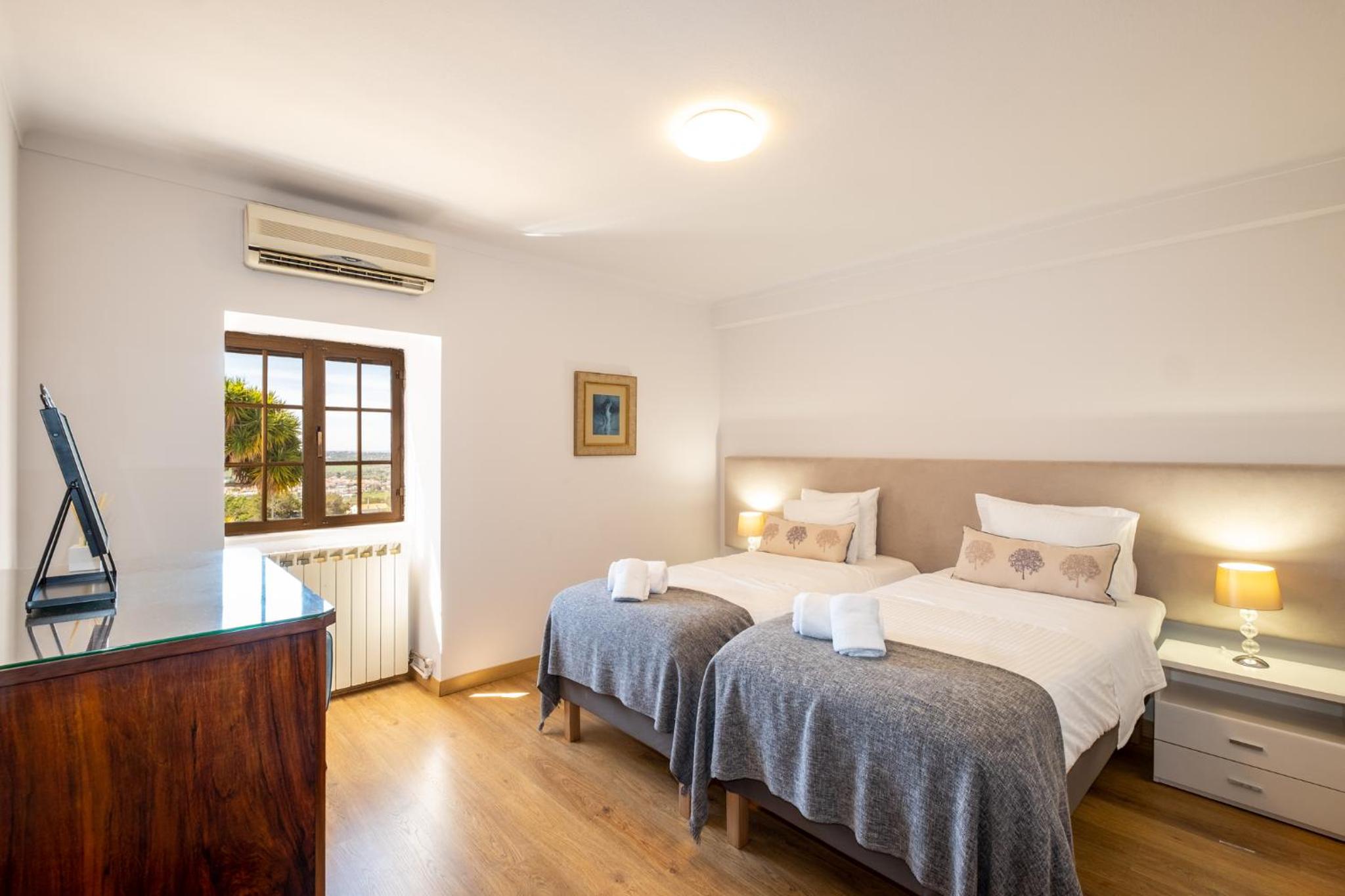 Villa photo 1