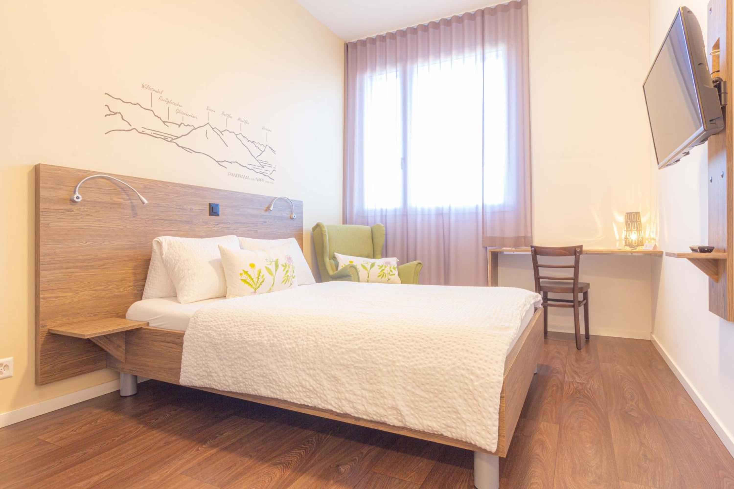 Double Room with Small Double Bed photo 2