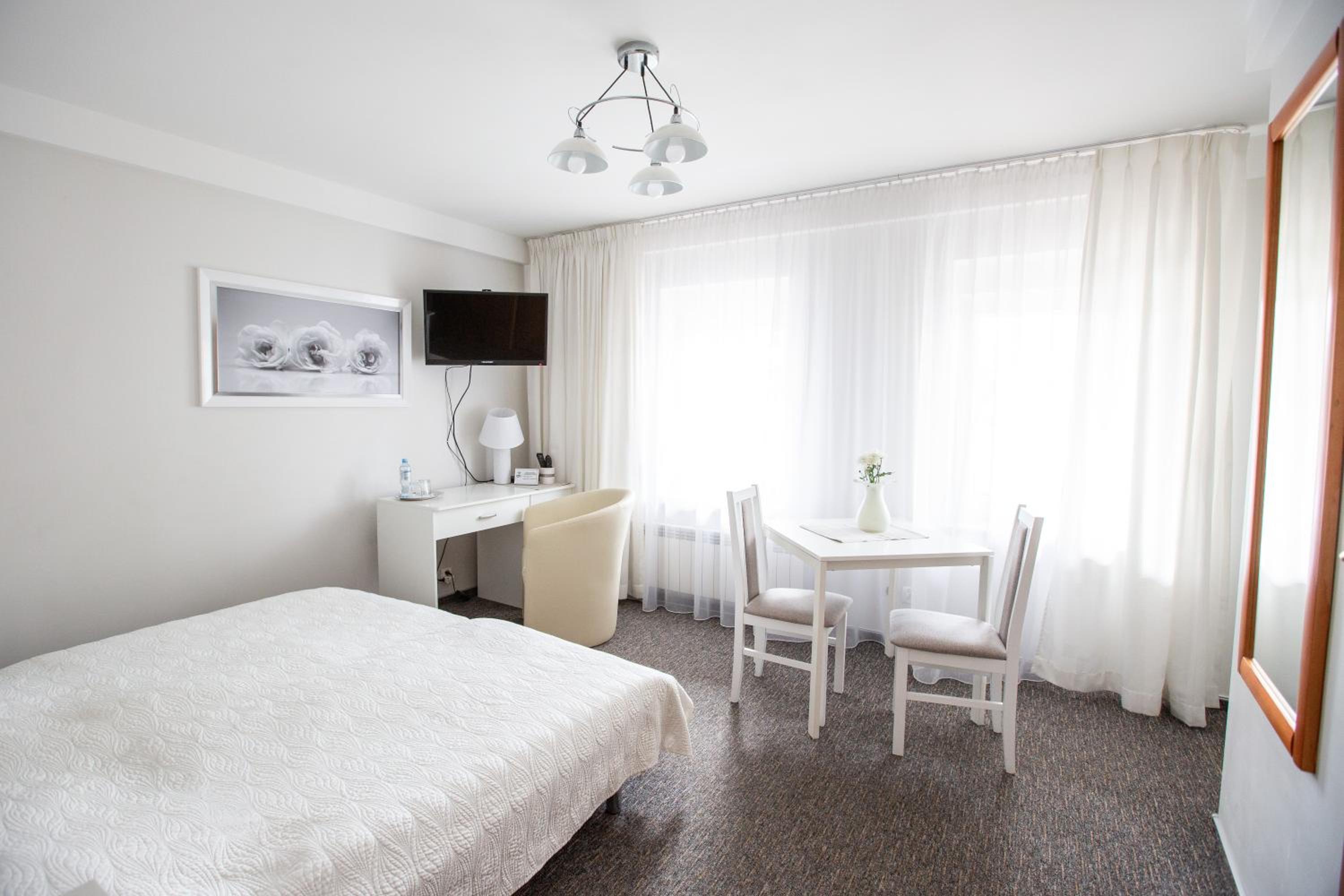 Double Room - Photo 4