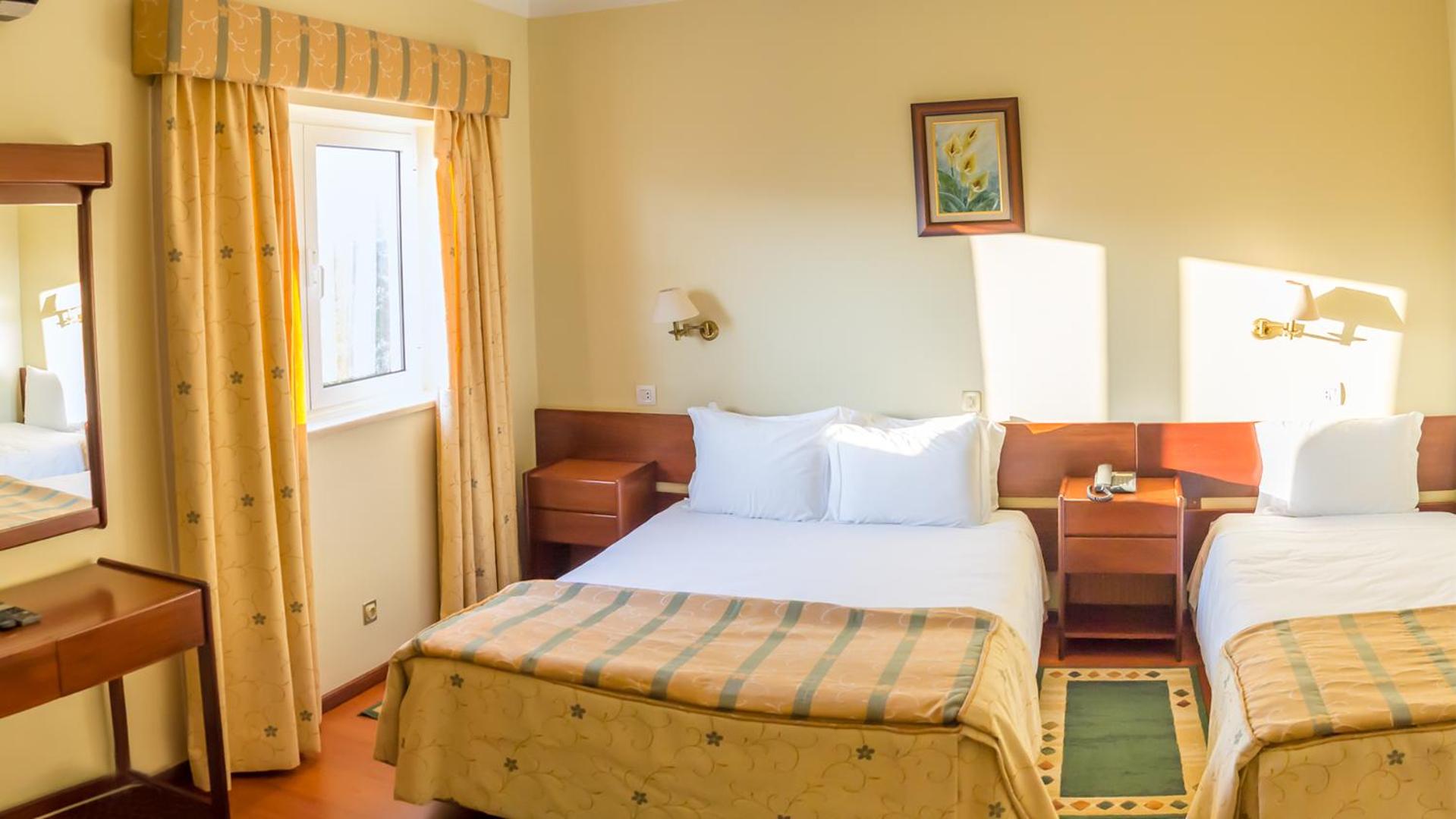 Standard Triple Room photo 2