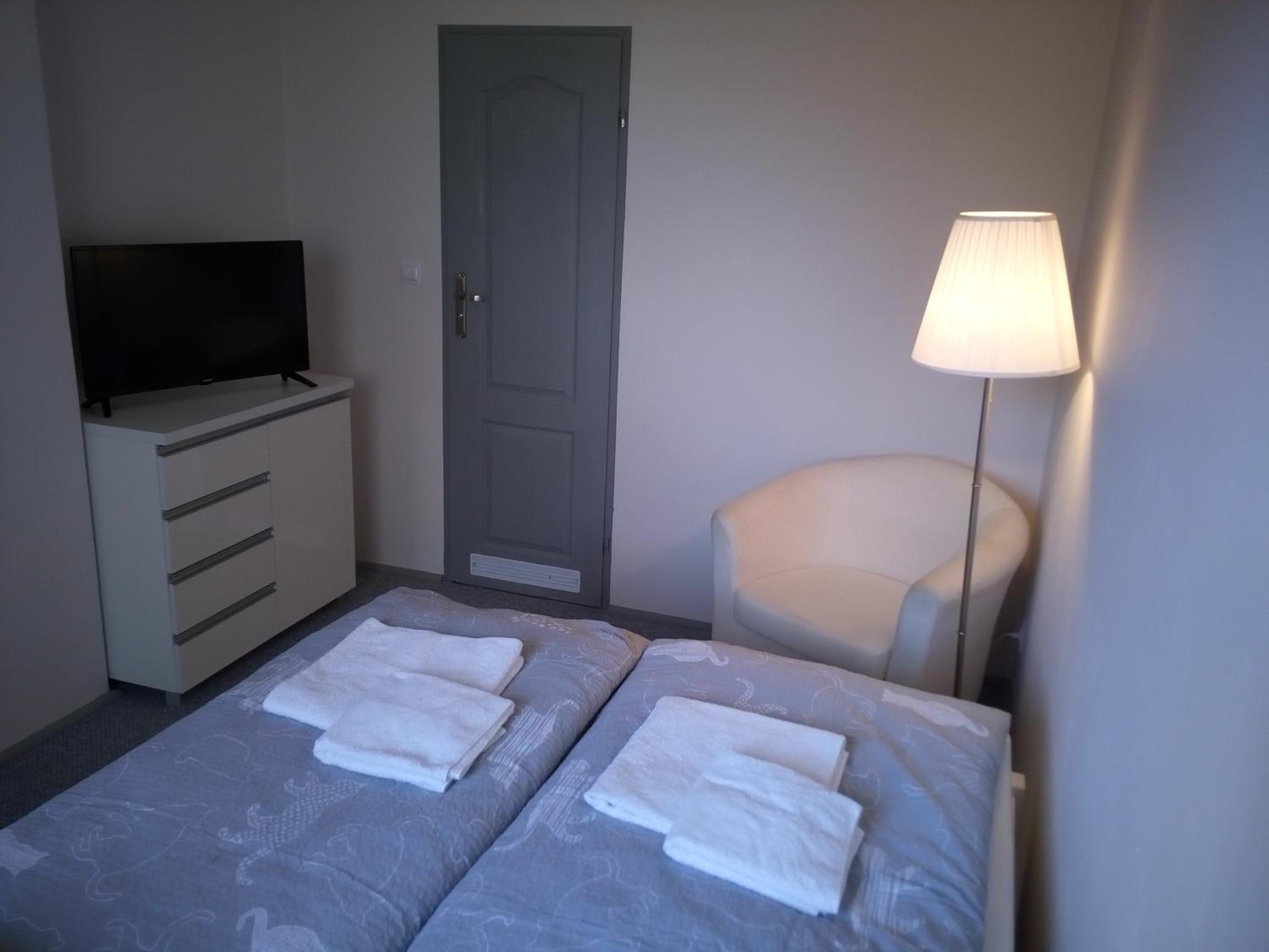 Double Room - Photo 4