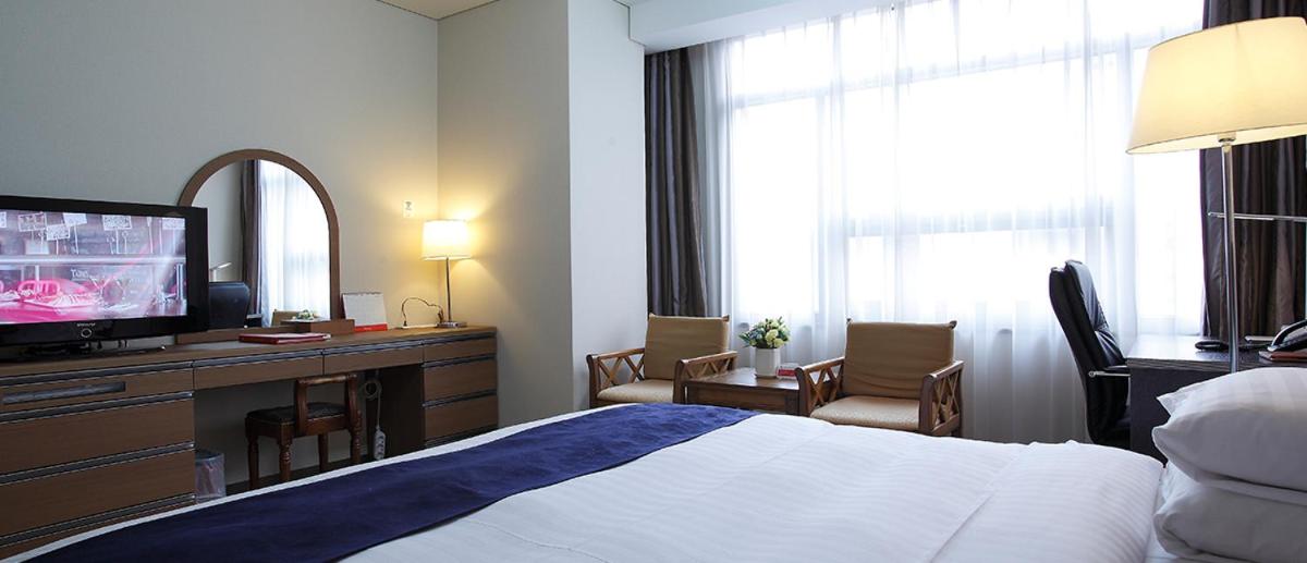 Superior Double Room - Photo 2