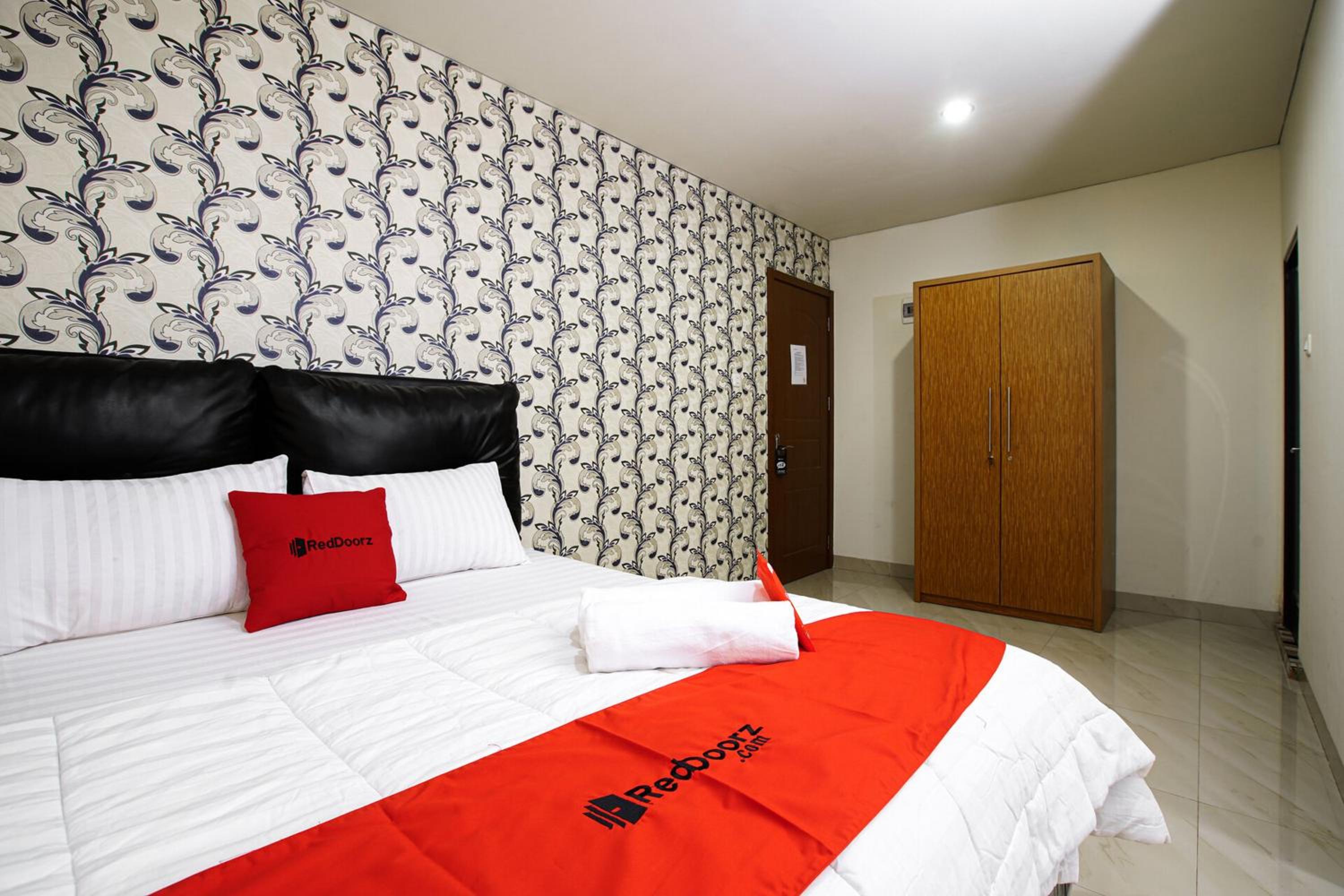 Double Room - Photo 2