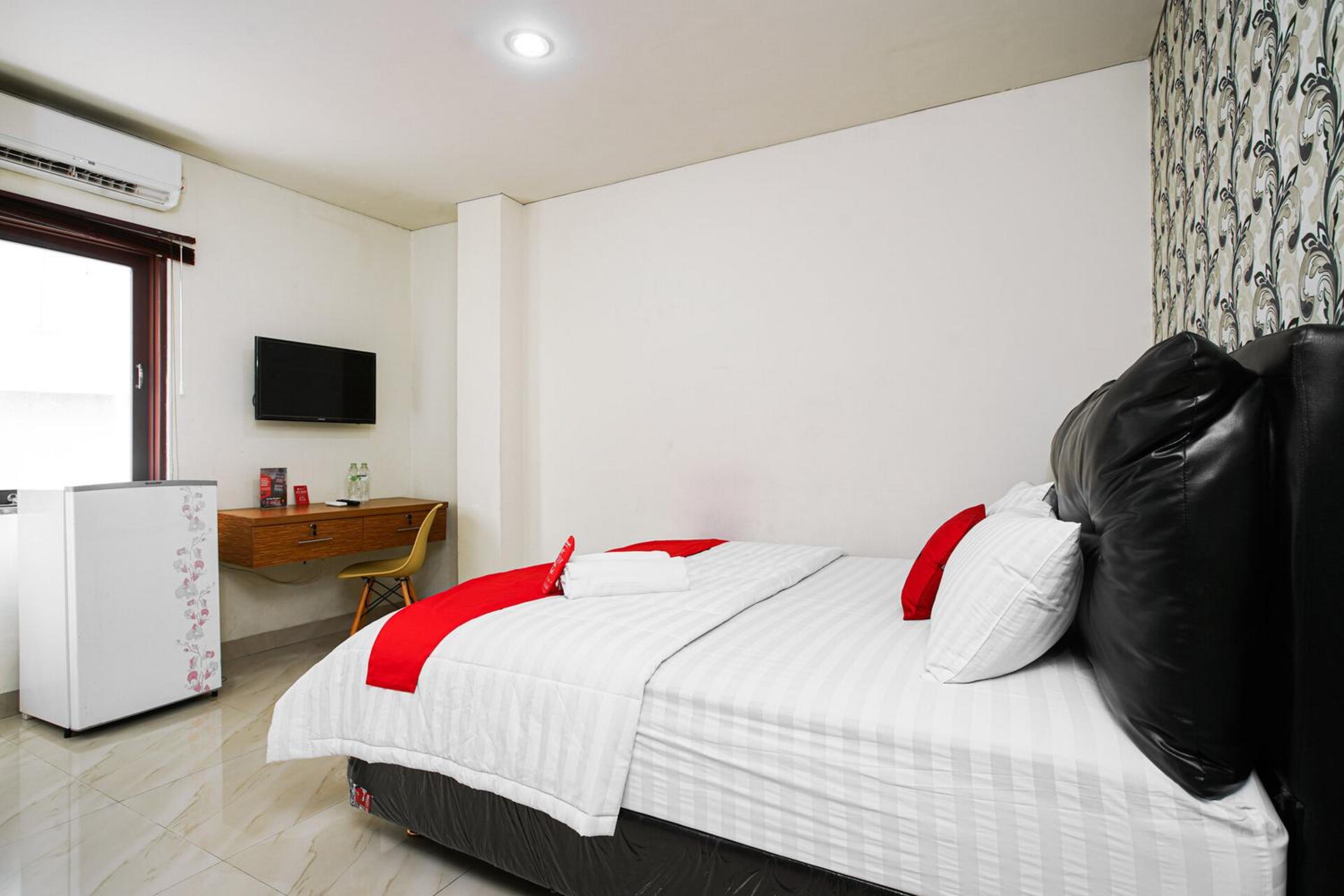 Double Room - Photo 5