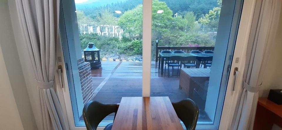 Korean-Style Family Room for 4 people - Photo 4