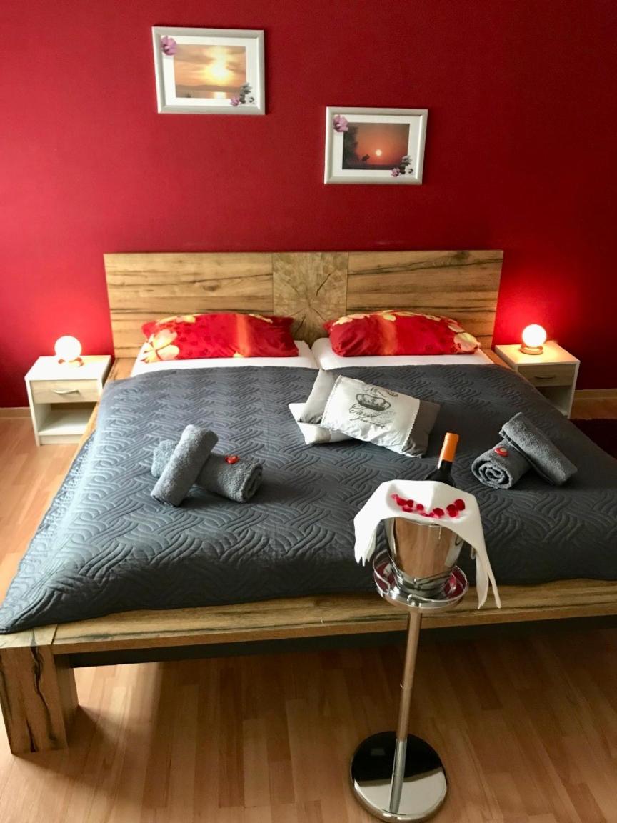 Apartment photo 1