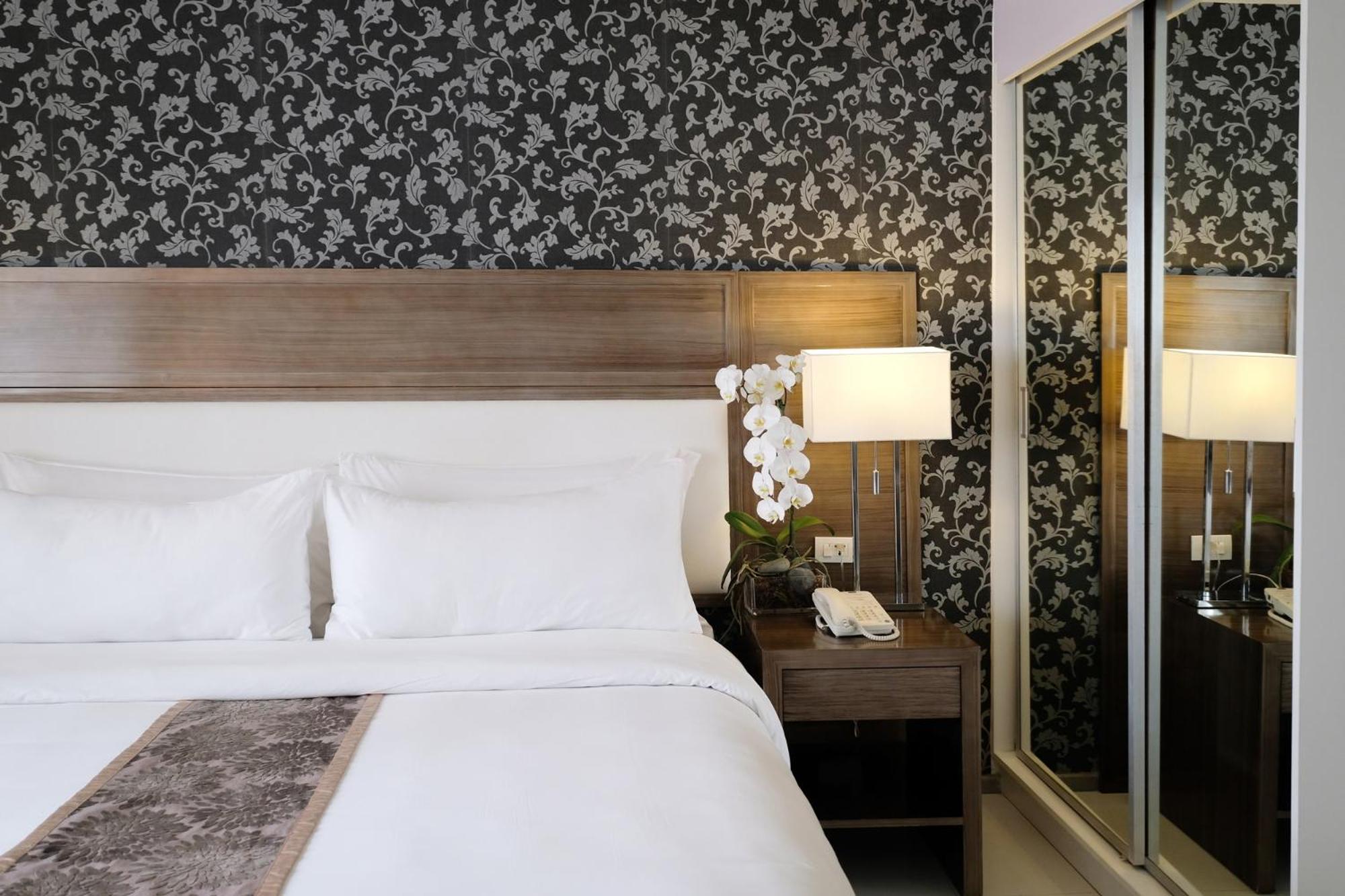 Executive Suite Single - Leisure Stay