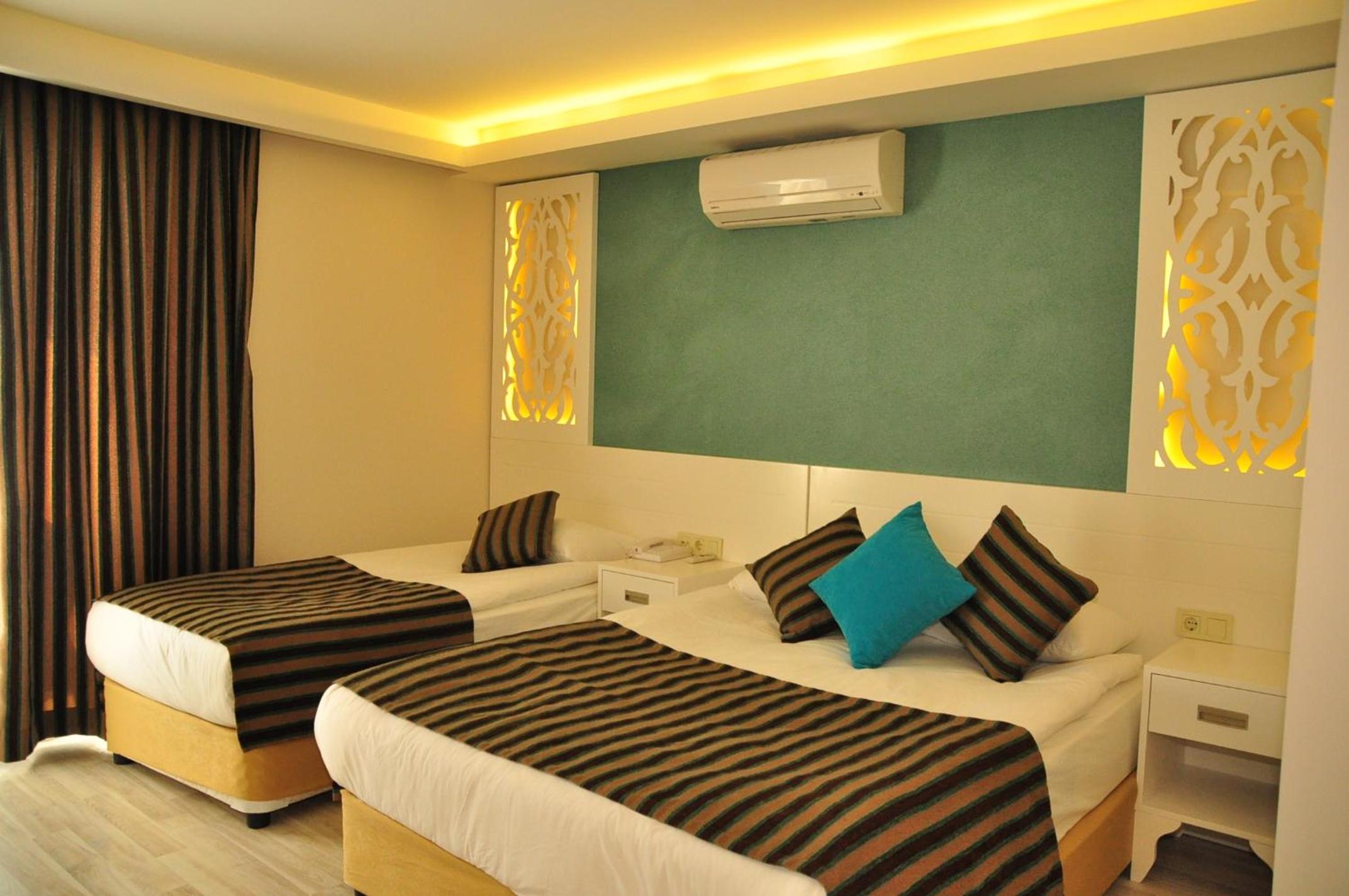 Standard Triple Room photo 1