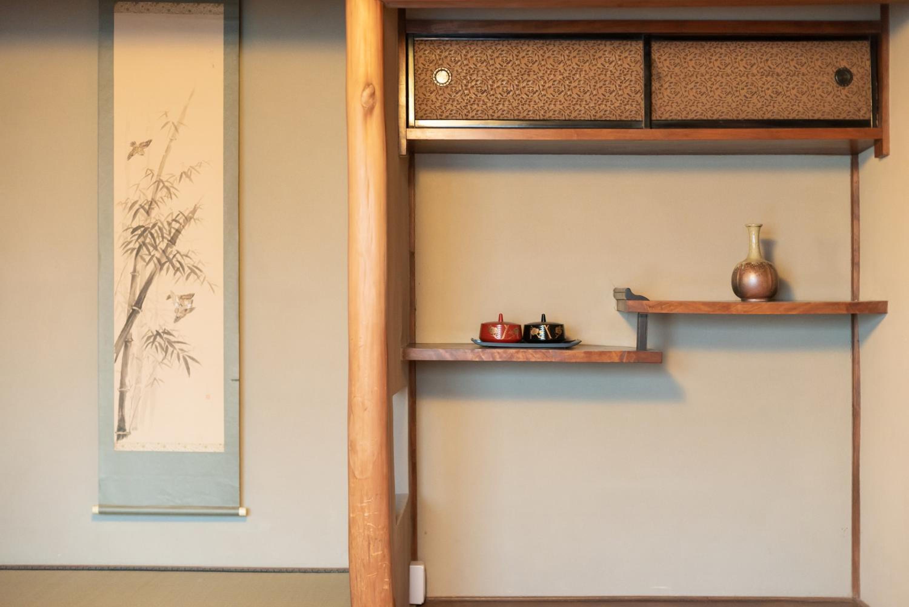 Three-Bedroom House - Photo 31