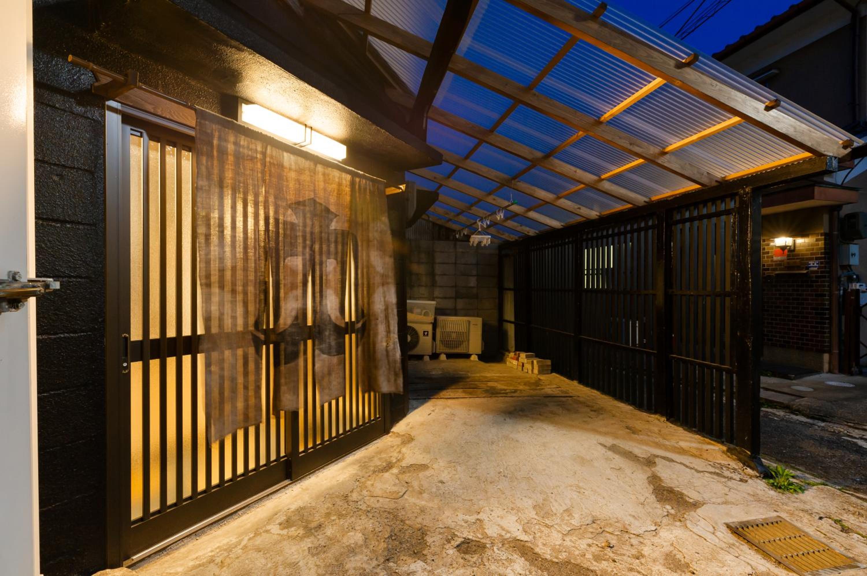 Three-Bedroom House - Photo 9
