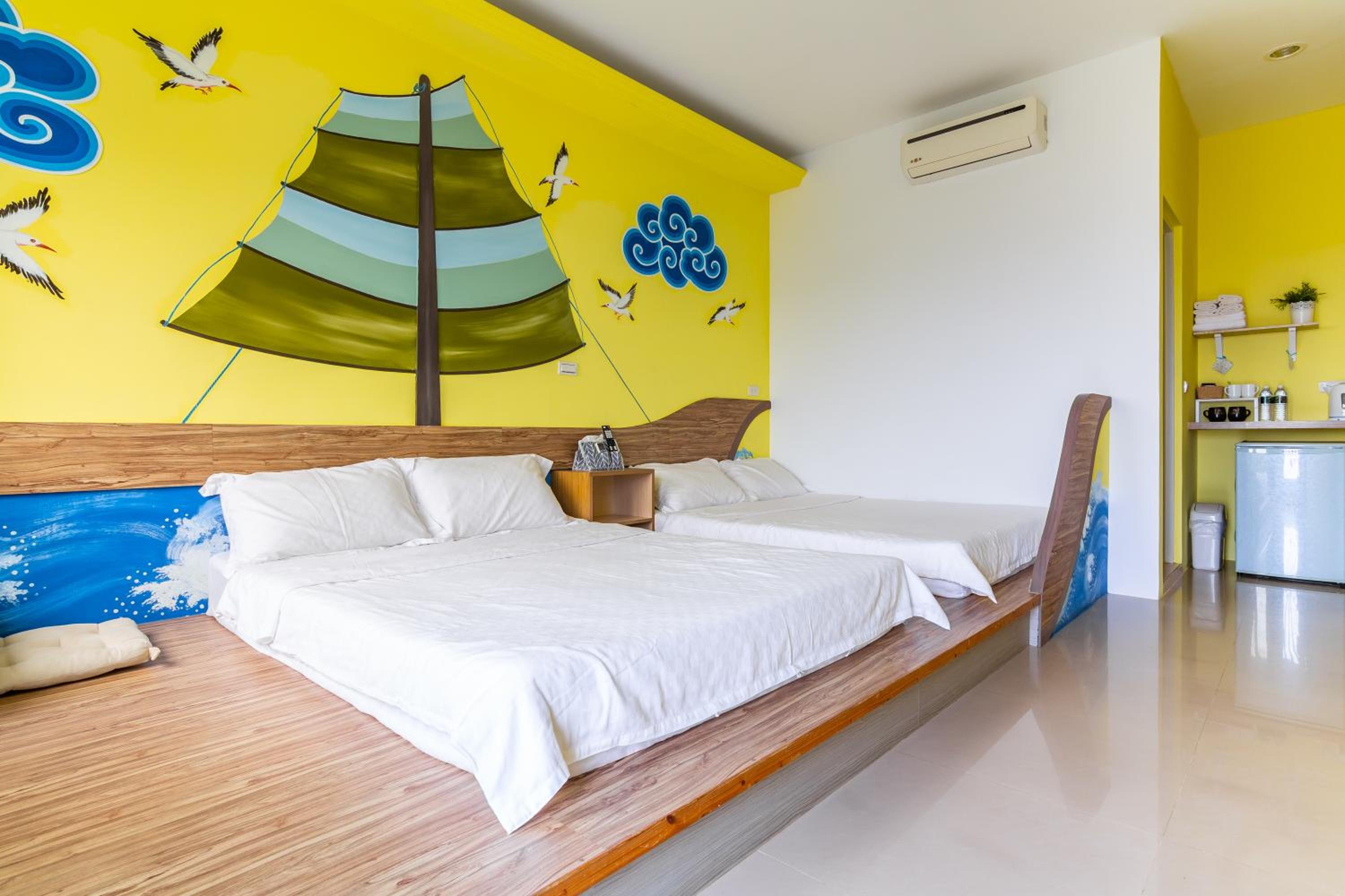 Quadruple Room with Garden View - Photo 1