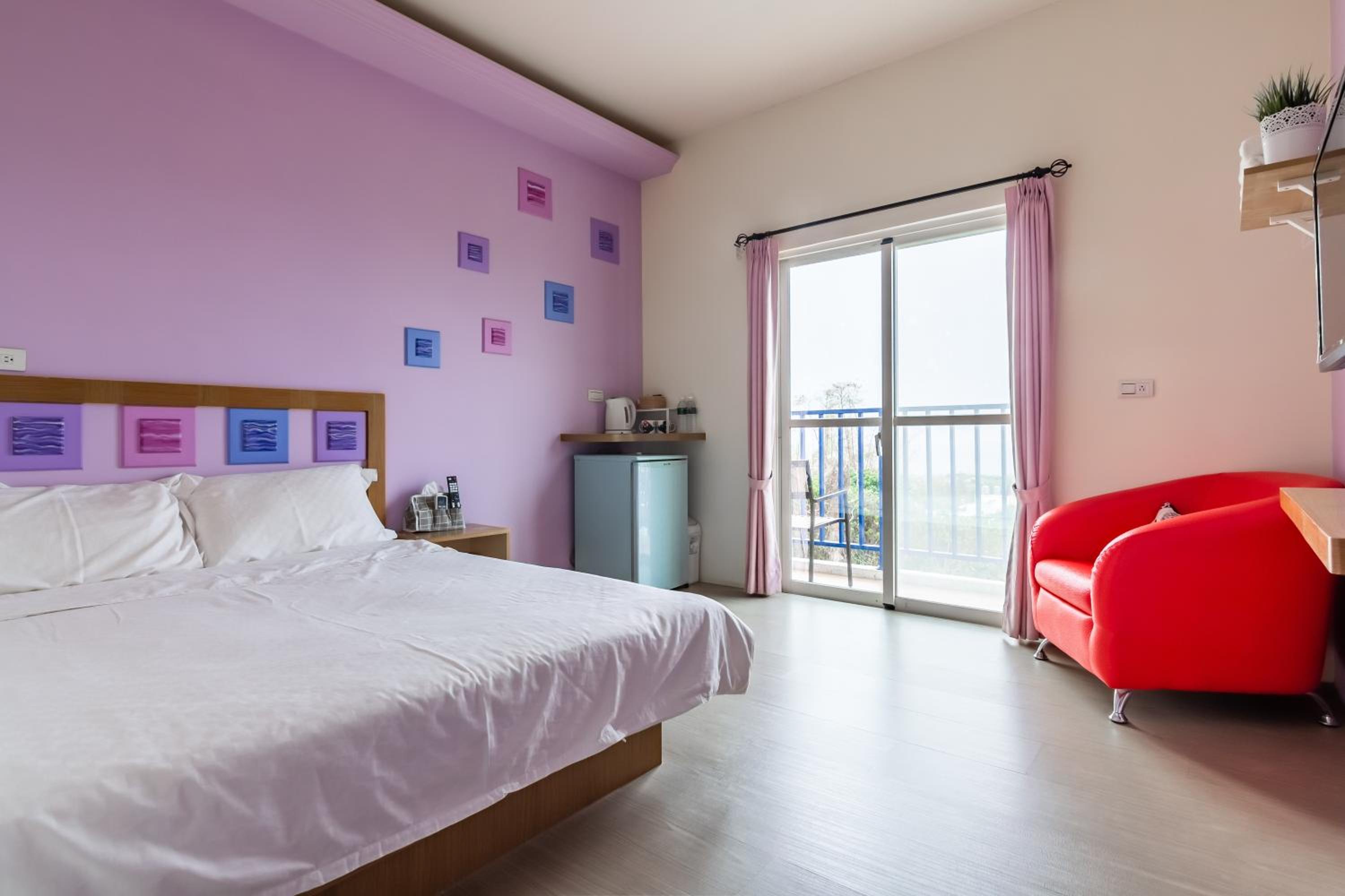 Double Room with Balcony and Sea View - Photo 1