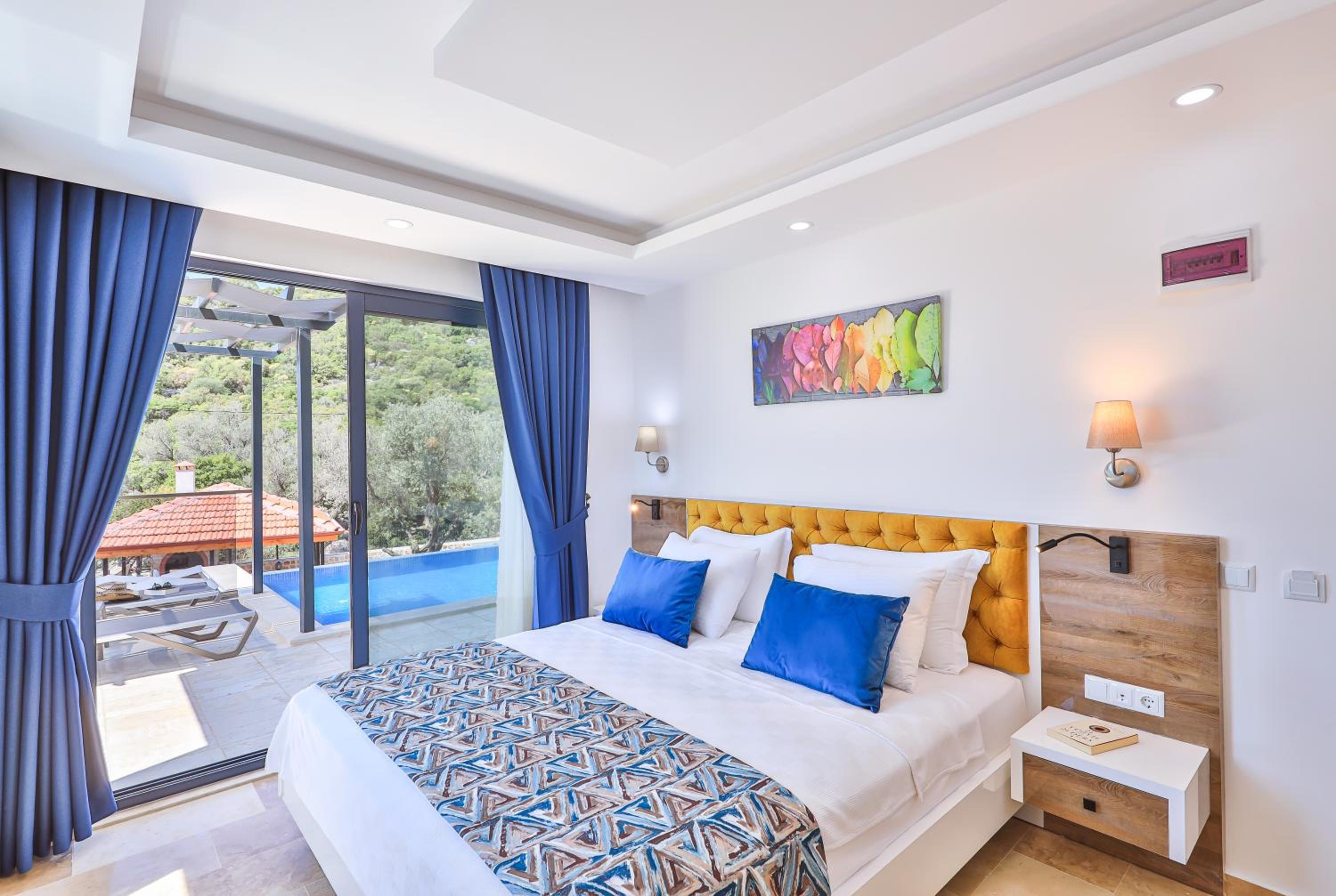 Villa with Sea View - Photo 32