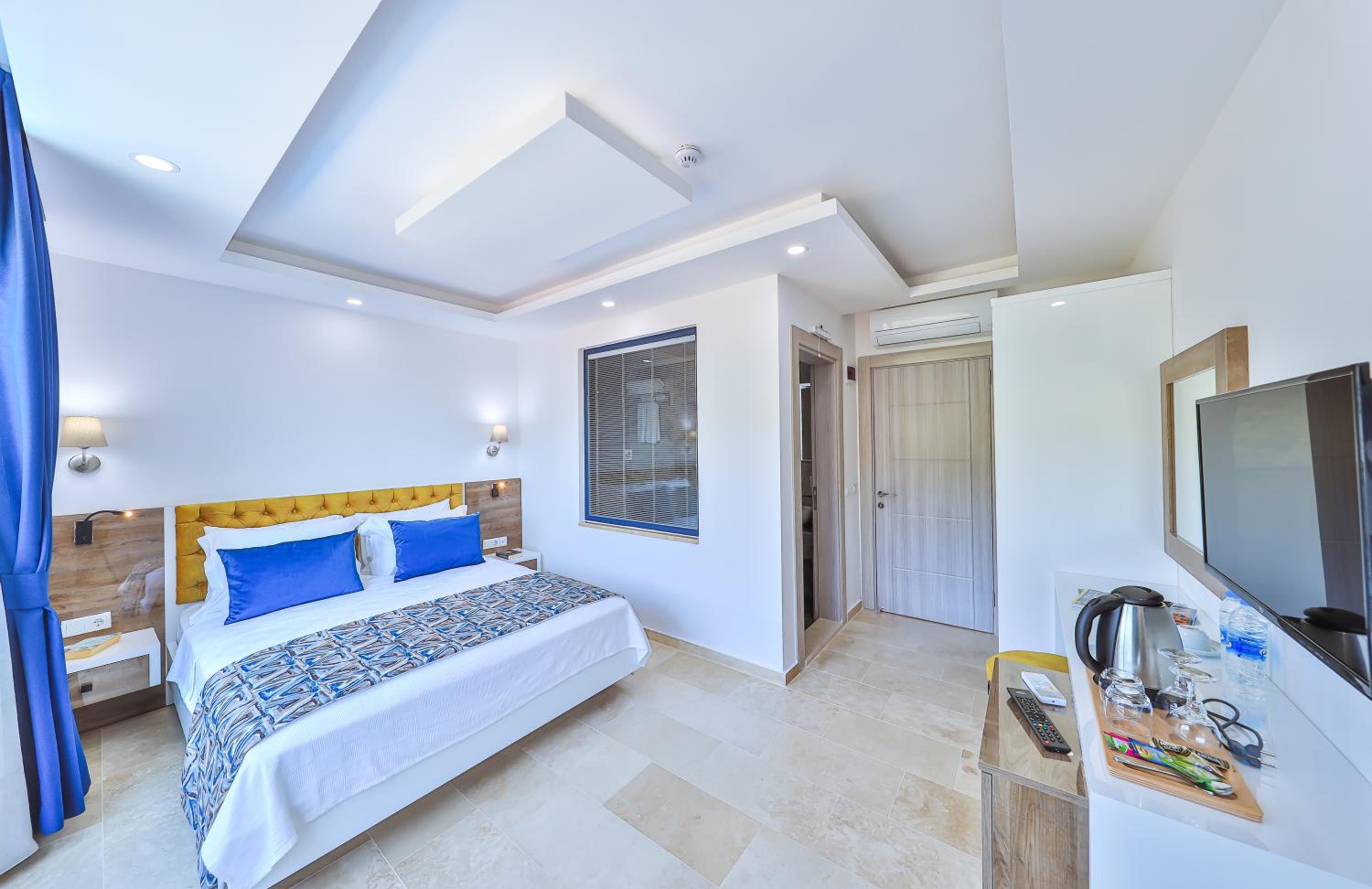 Villa with Sea View - Photo 22