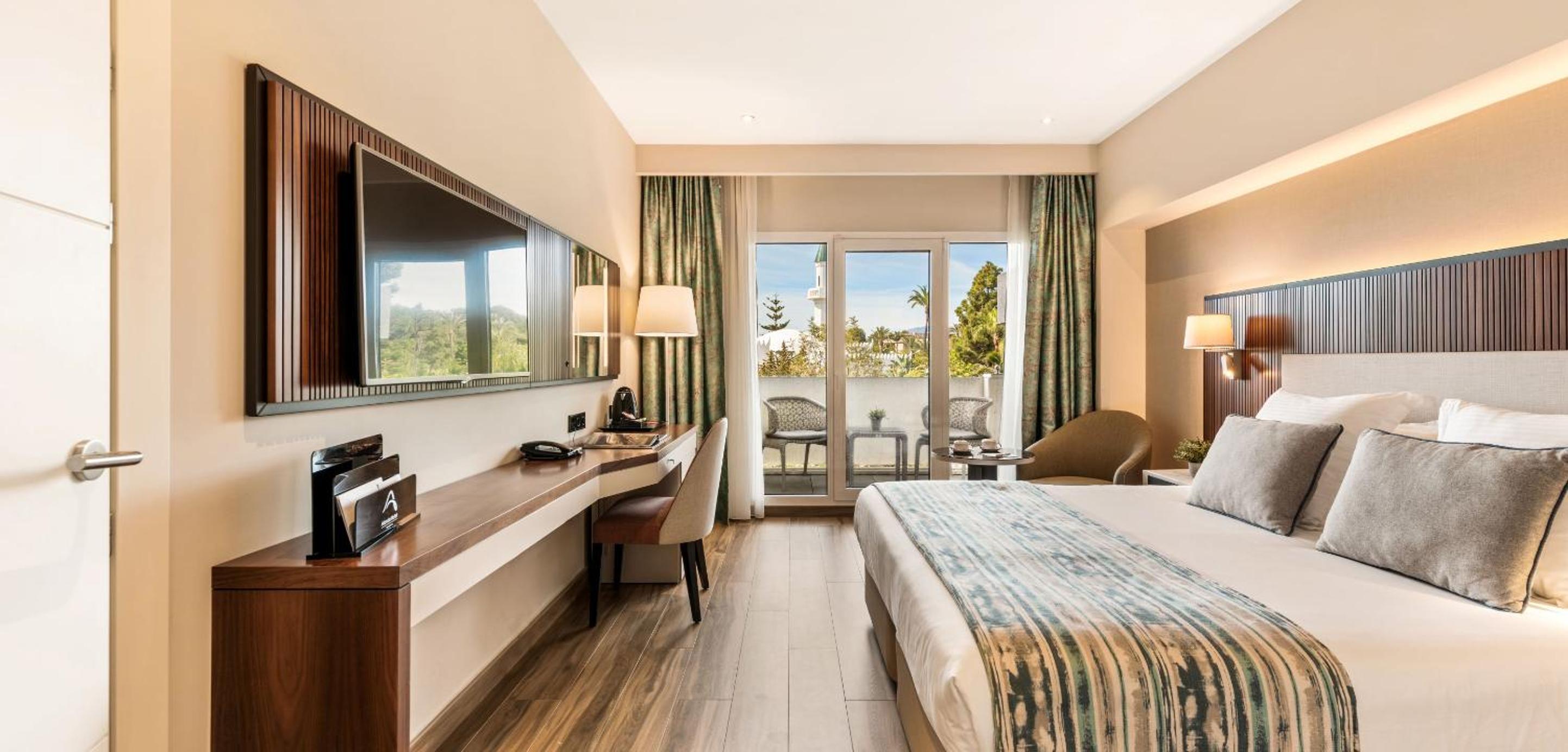 Deluxe Double Room with Balcony