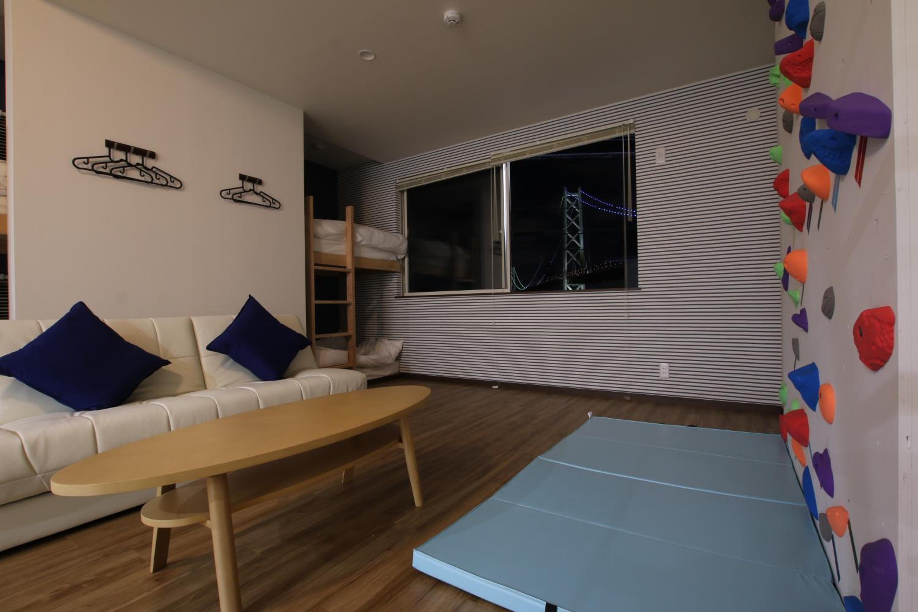 Apartment with Sea View - Photo 33
