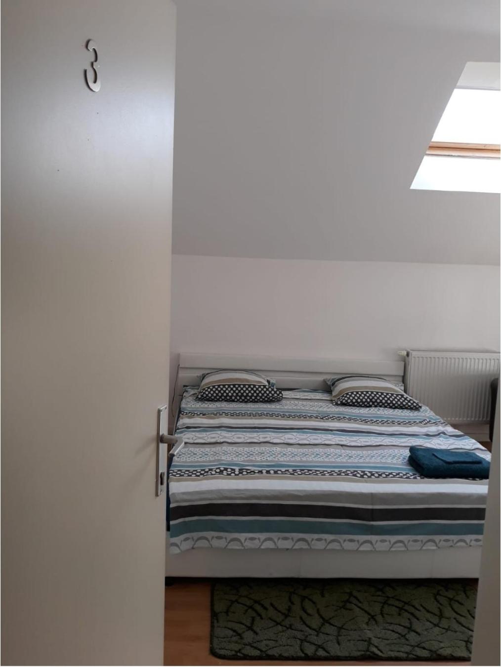 Studio Apartment photo 2