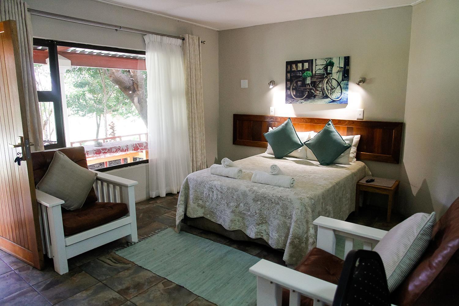 Deluxe Double Room - Photo 15