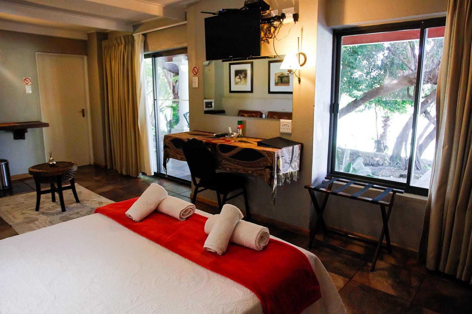 Deluxe Double Room - Photo 26