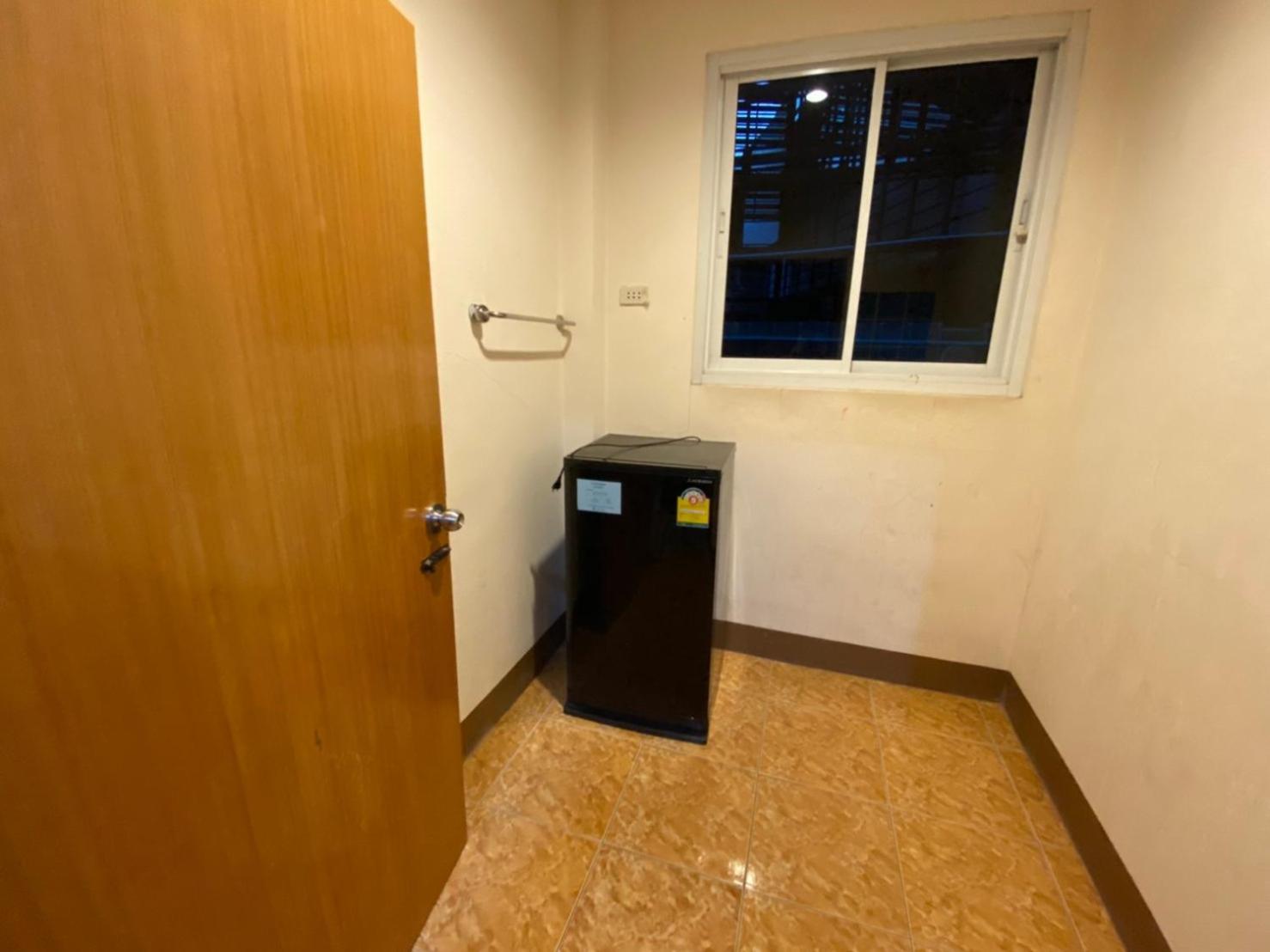 Double Room with Private Bathroom - Photo 7