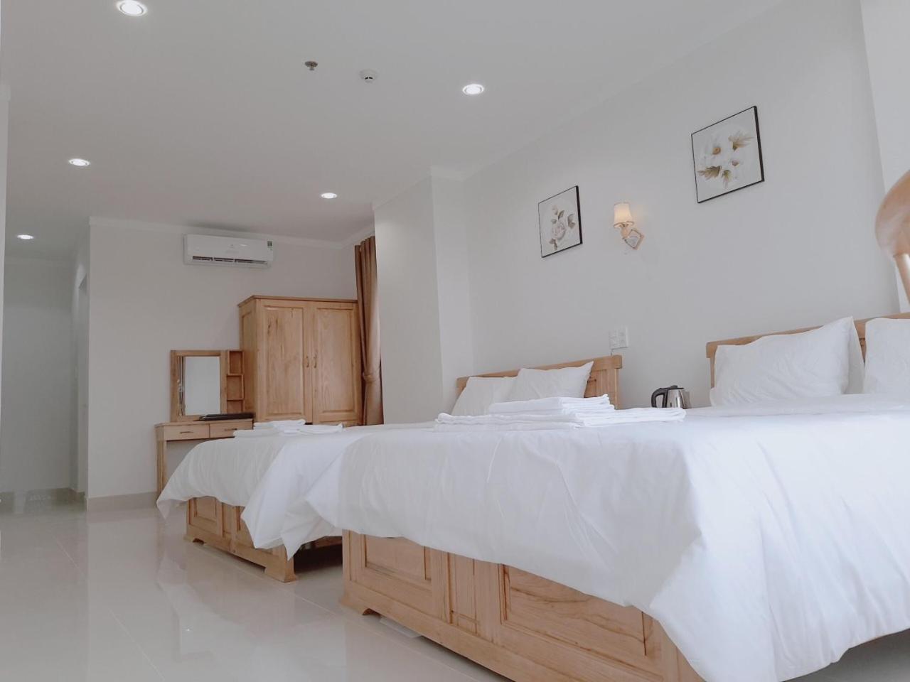 Quadruple Room with Mountain View photo 1