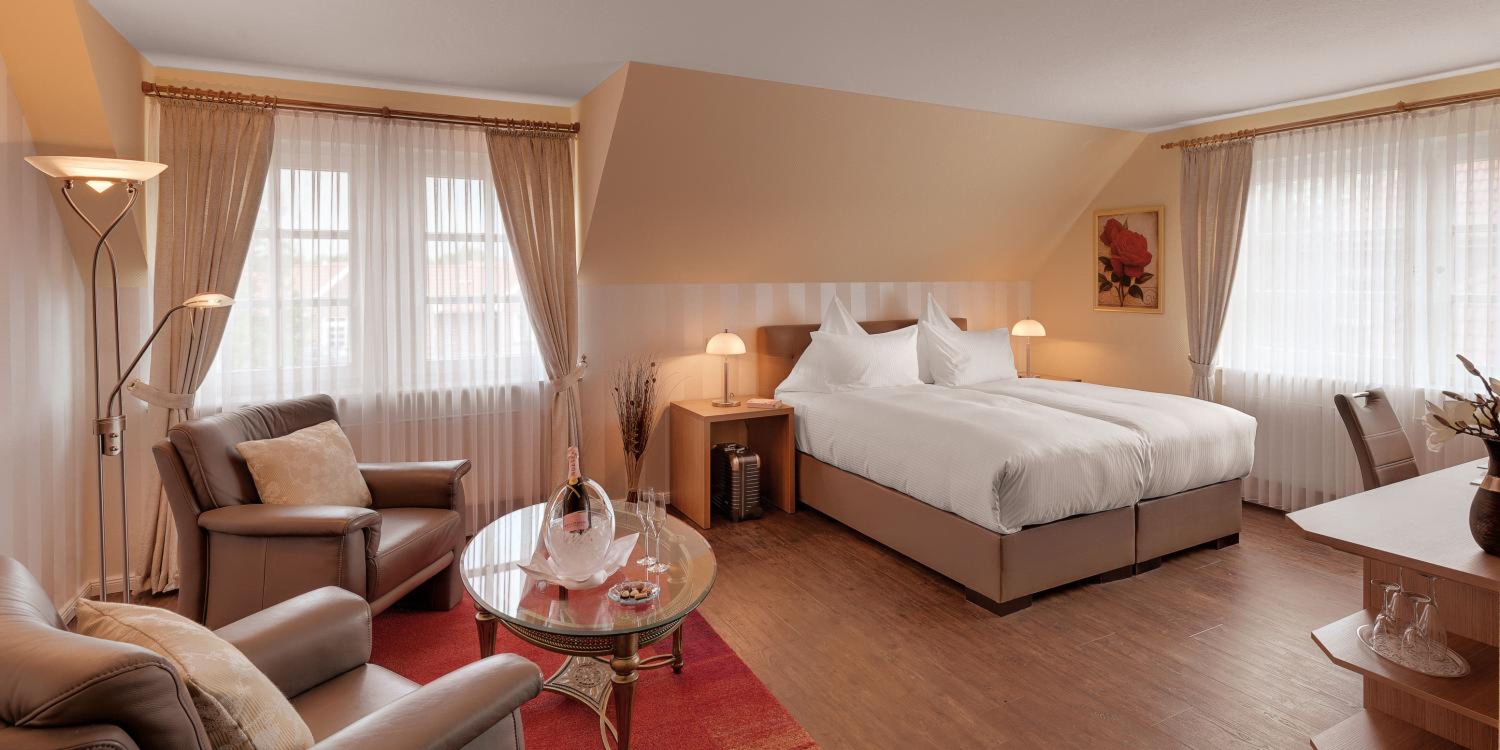 Deluxe Double Room photo 3