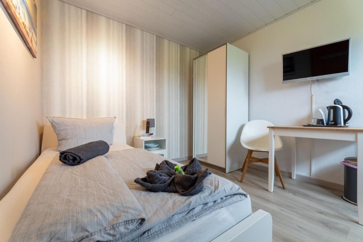 Single Room photo 3