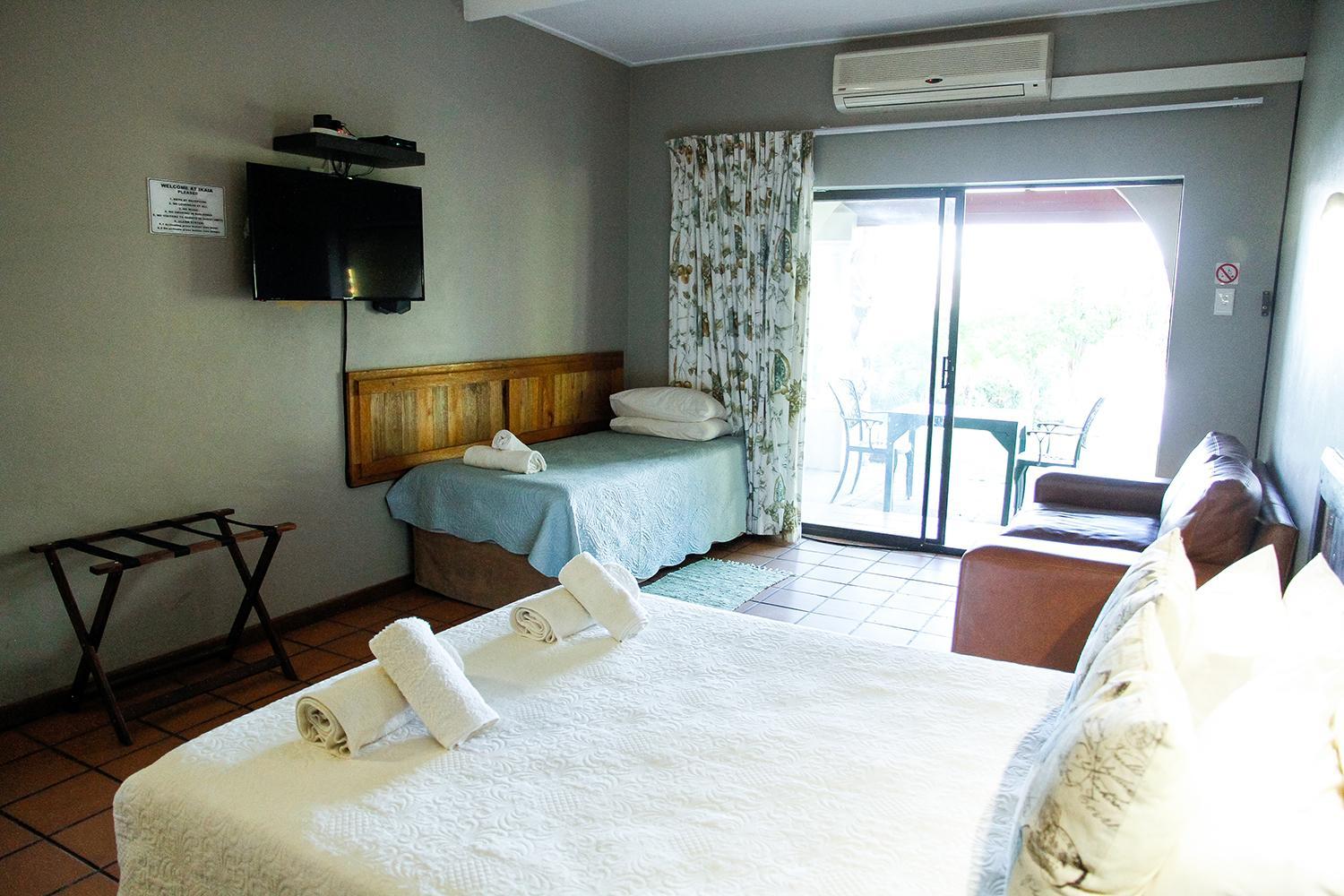Superior Deluxe Double or Twin Room  - Photo 9