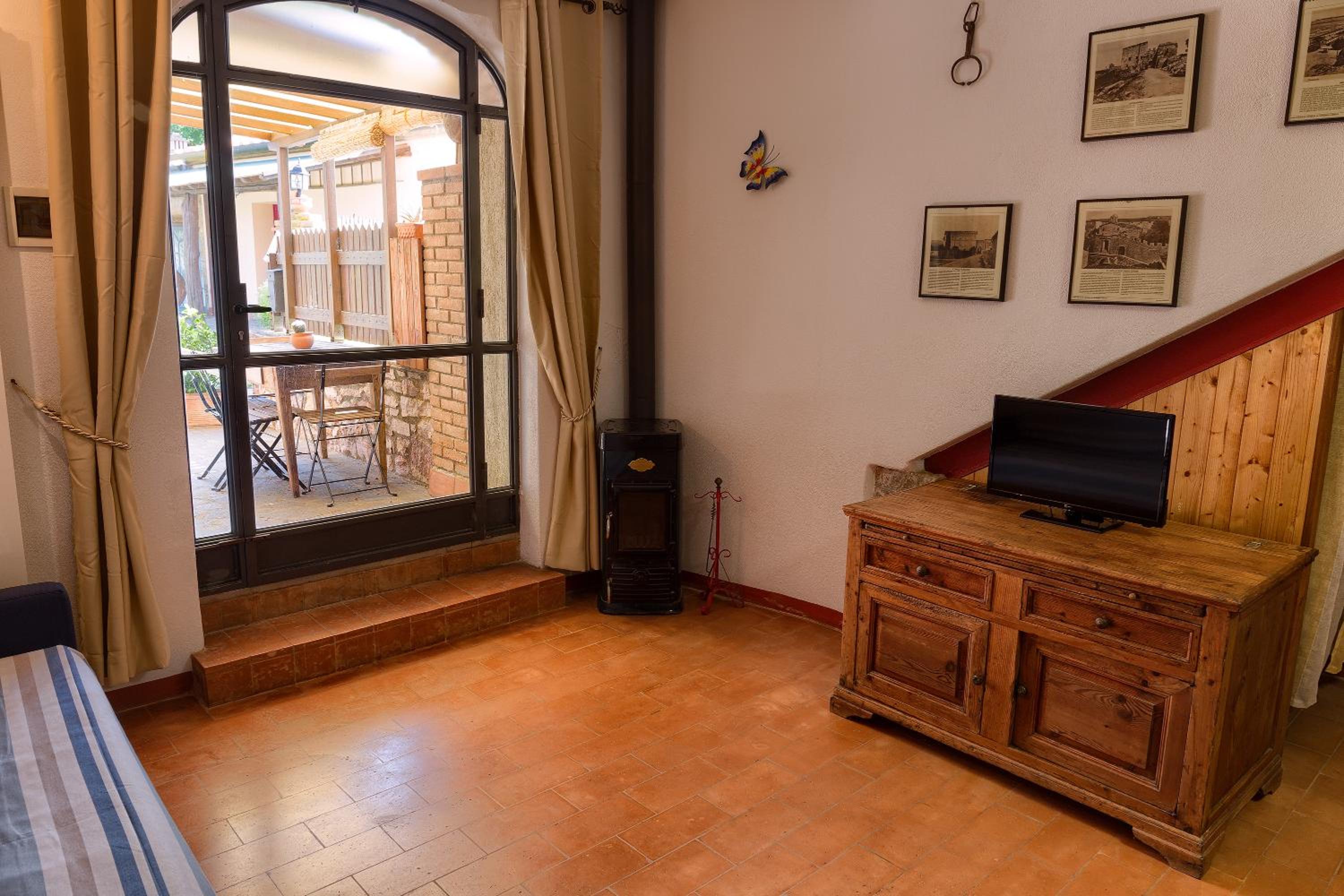 Apartment - Split Level photo 3