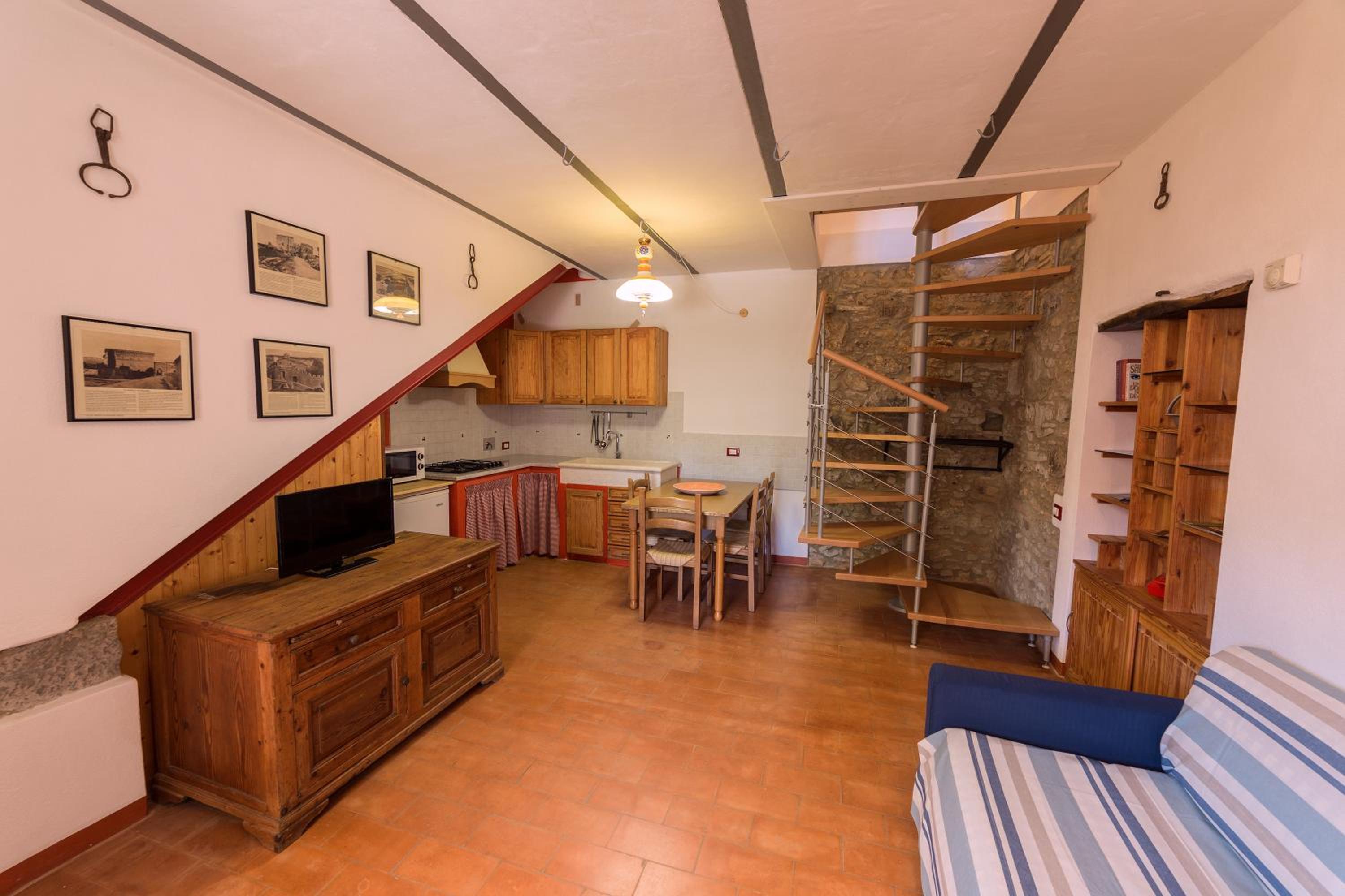 Apartment - Split Level