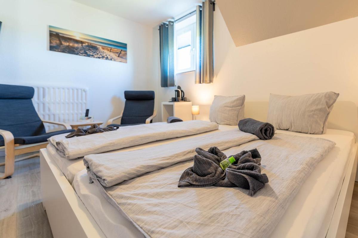 Triple Room with Bathroom