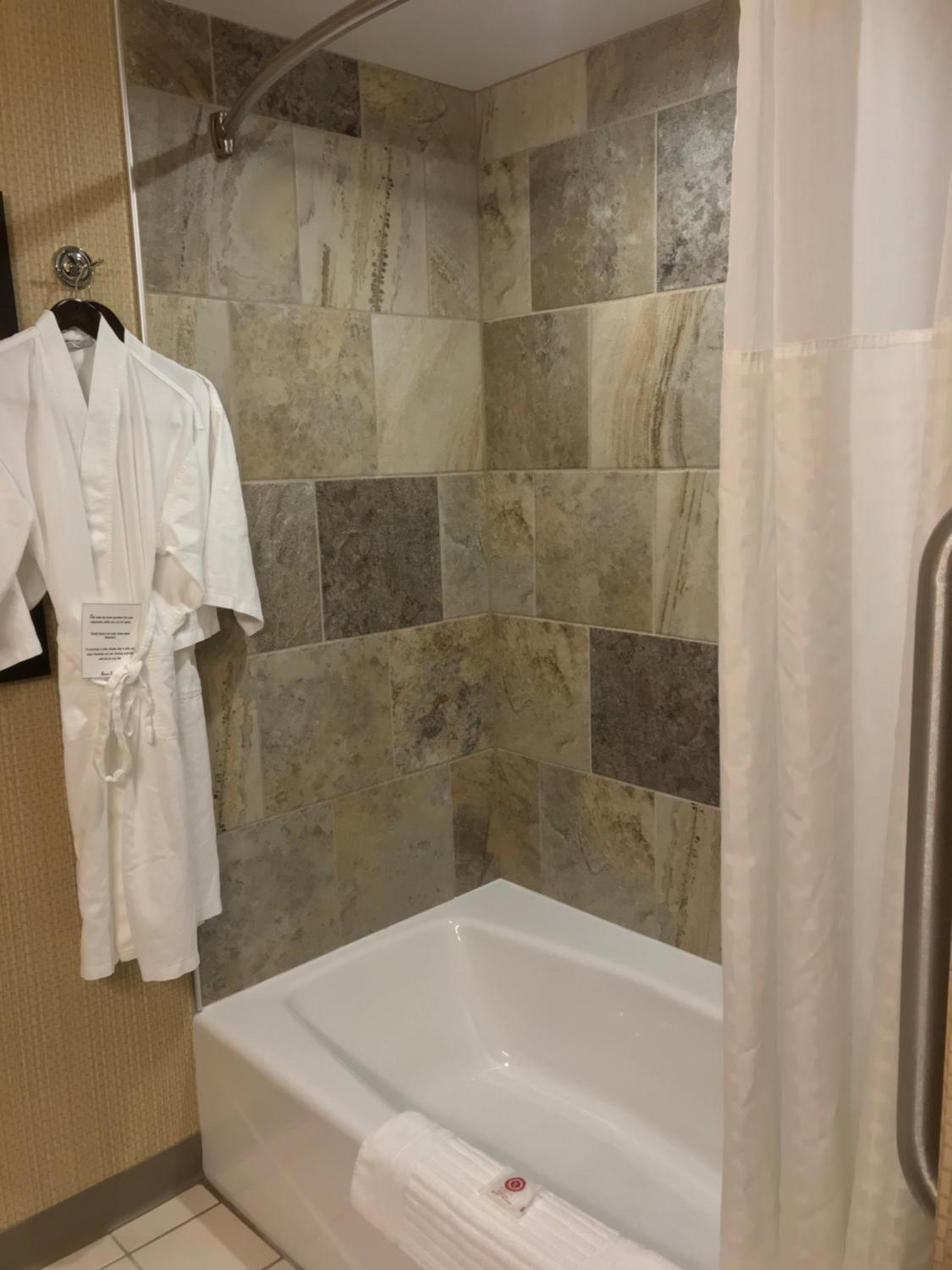 King Suite - Photo 5