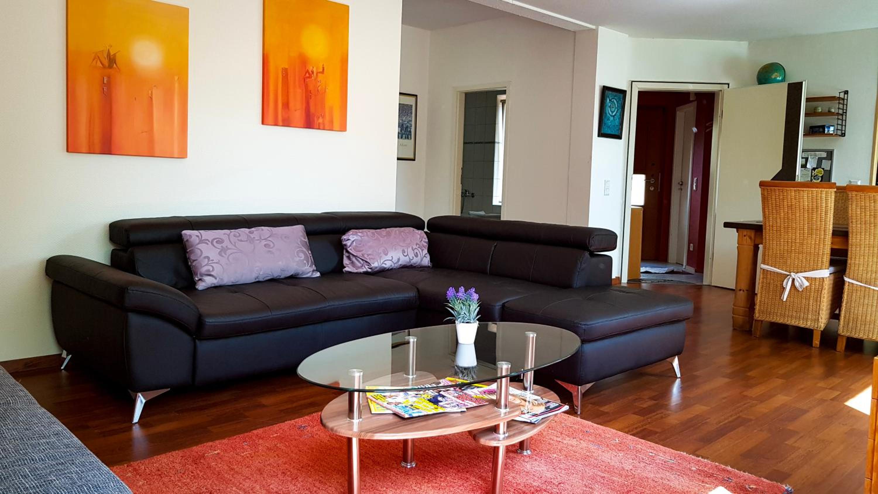 One-Bedroom Apartment photo 1