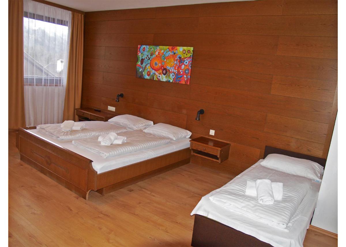 Triple Room with Balcony photo 3