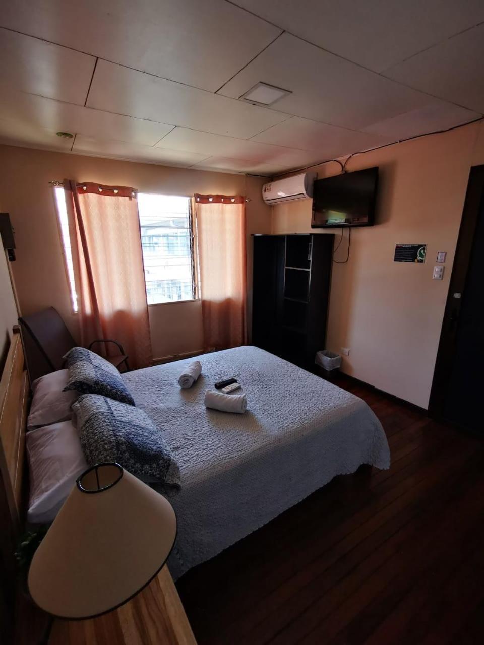 Deluxe Queen Room photo 2