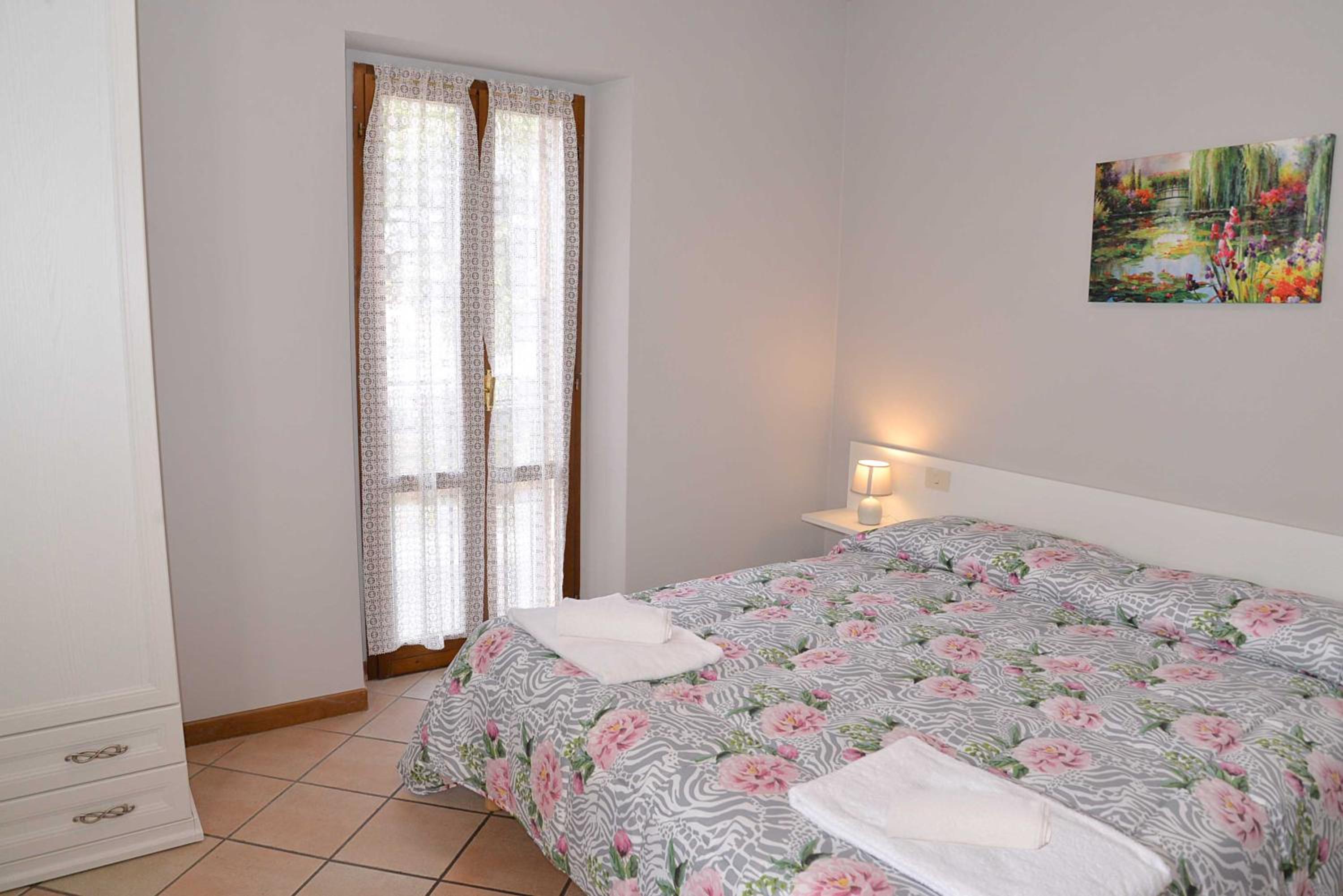 Double Room With Extra Bed (3 Adults)
