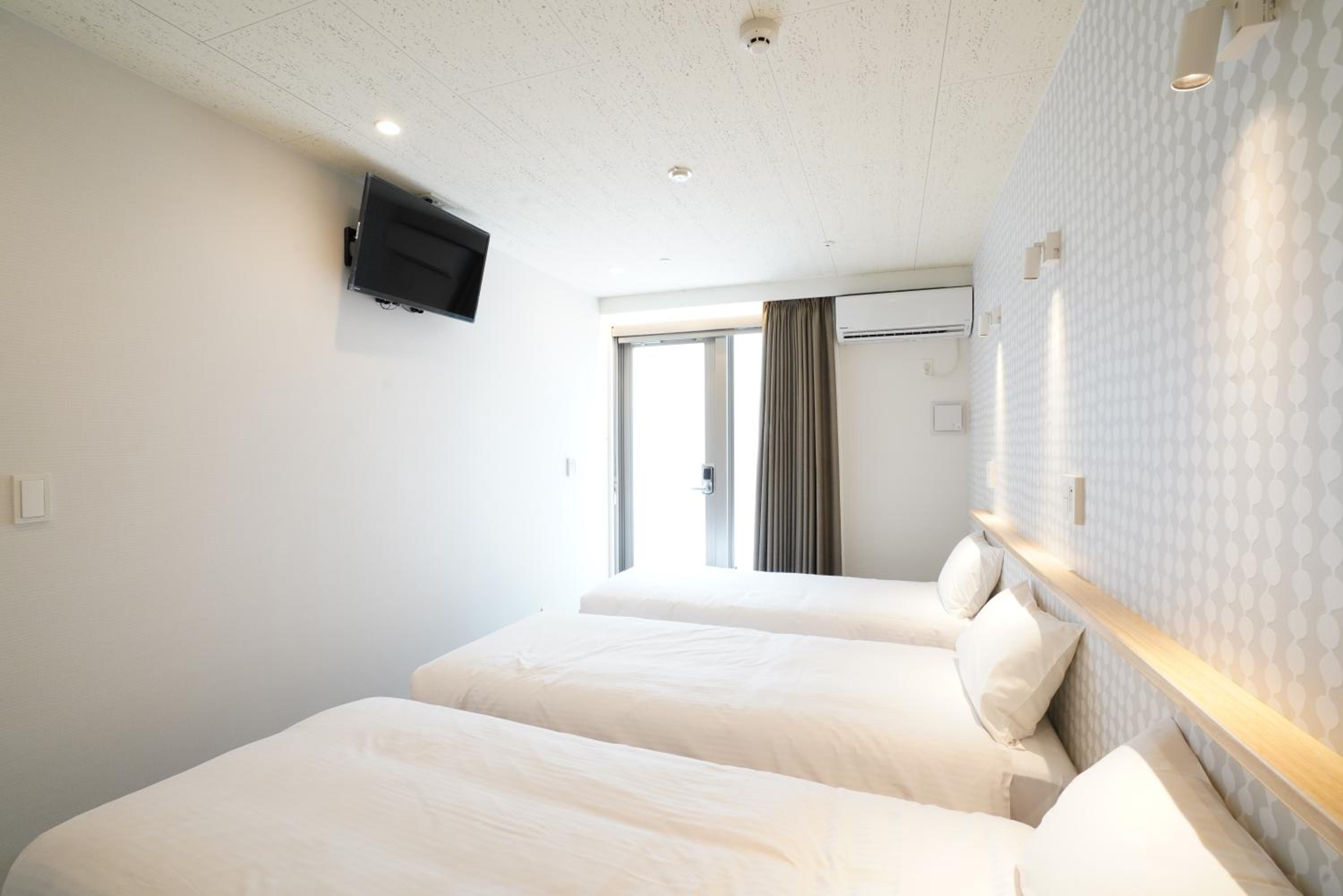 Triple Room photo 2