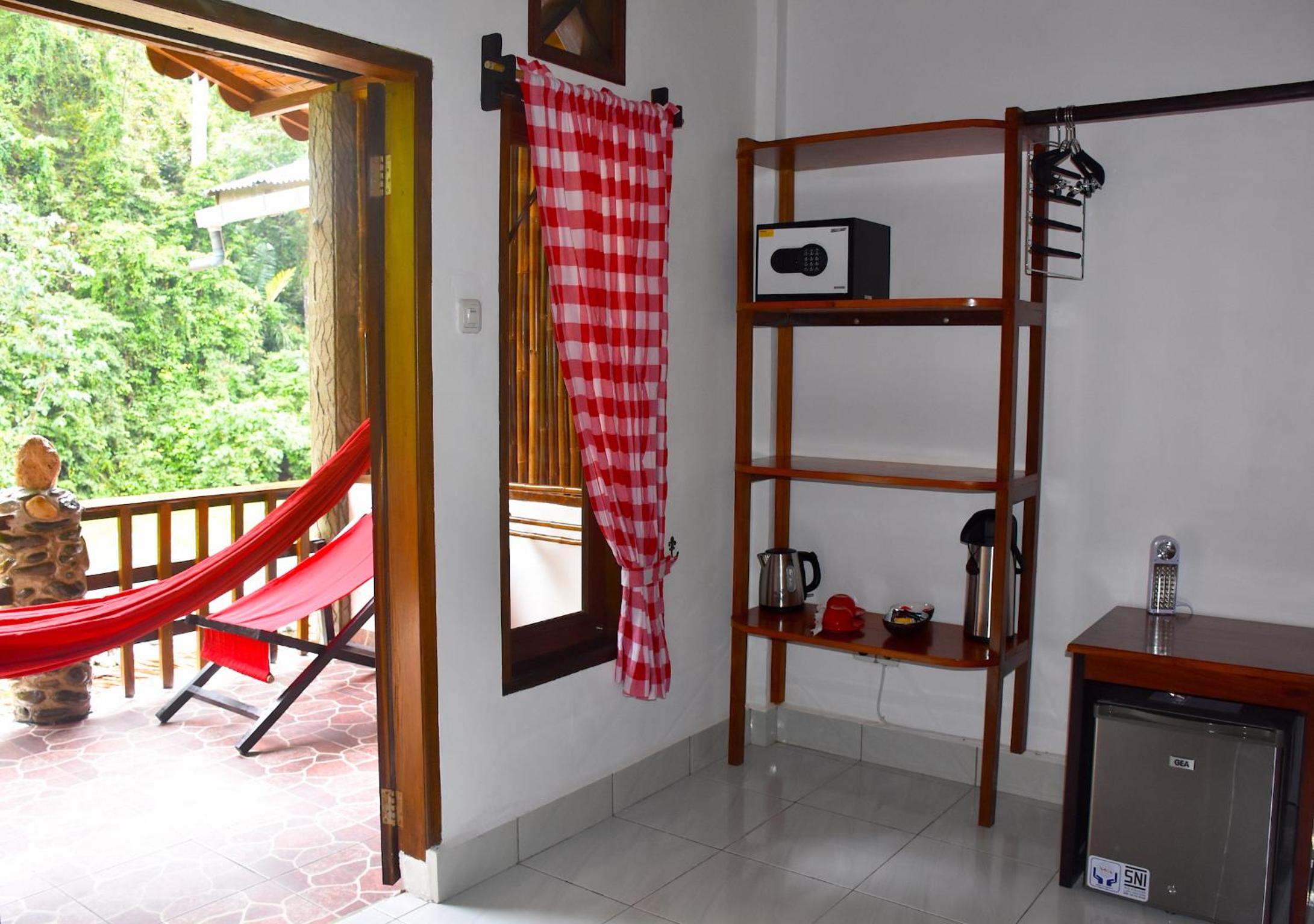 Queen Room with Balcony