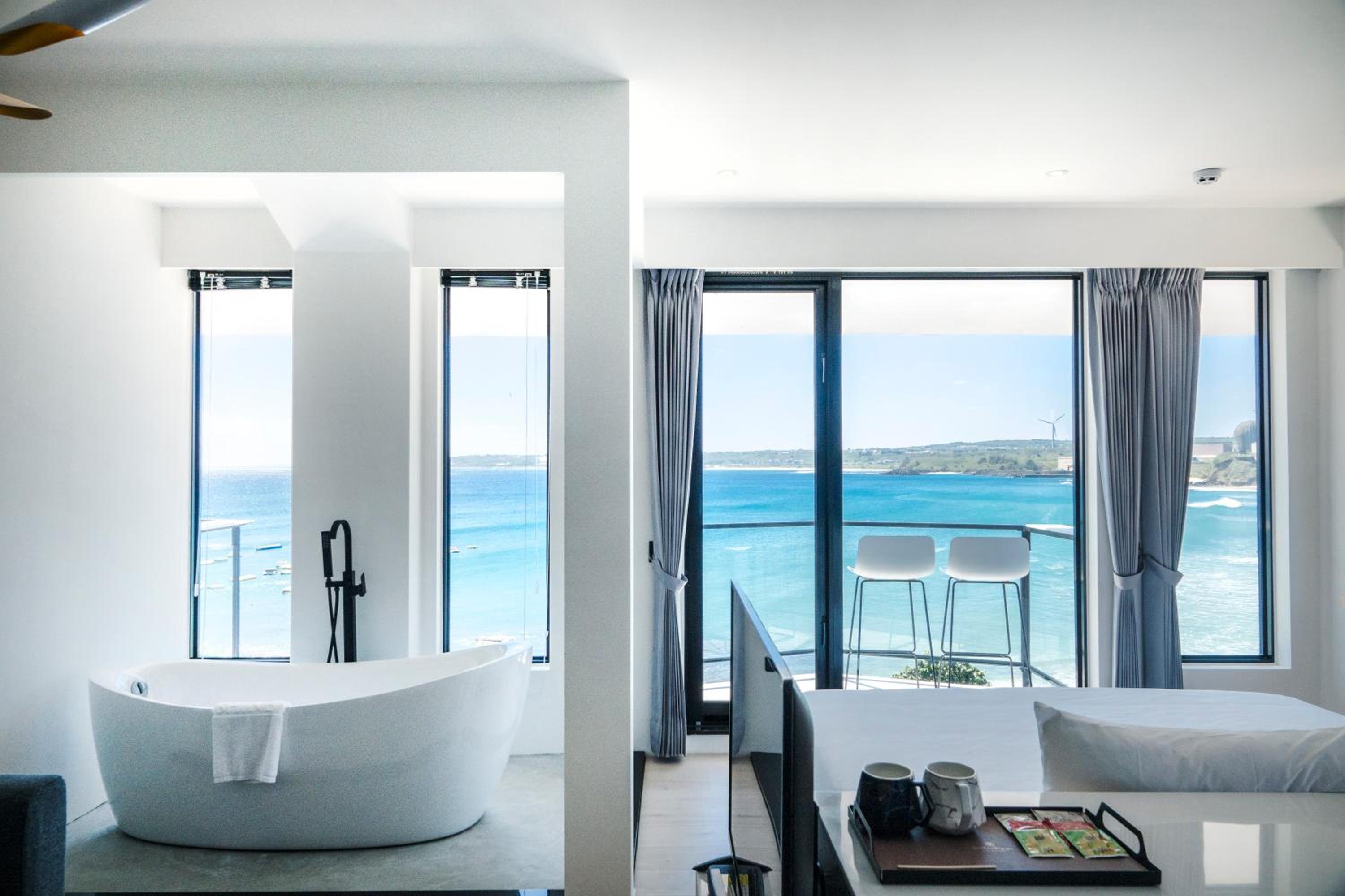 Deluxe Double Room with Bath