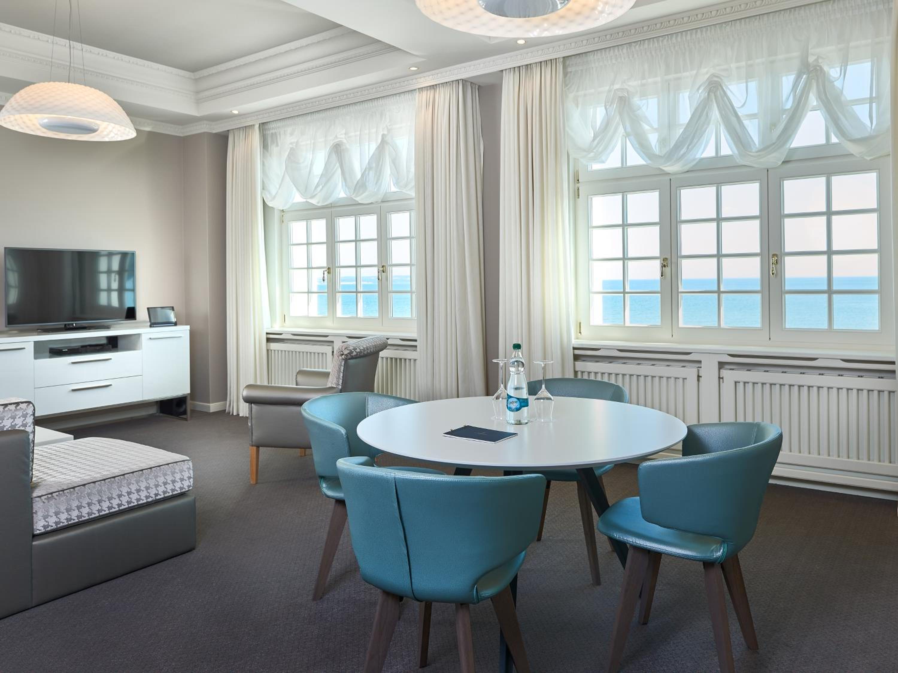Suite with Sea View