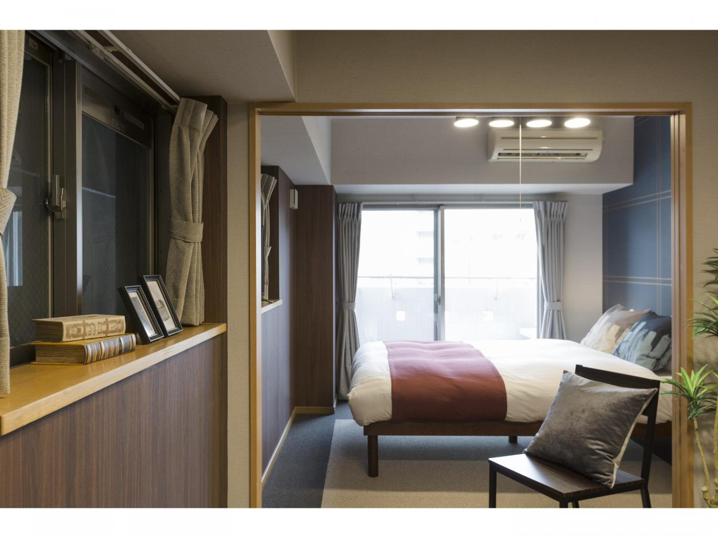 One-Bedroom Apartment - Photo 3
