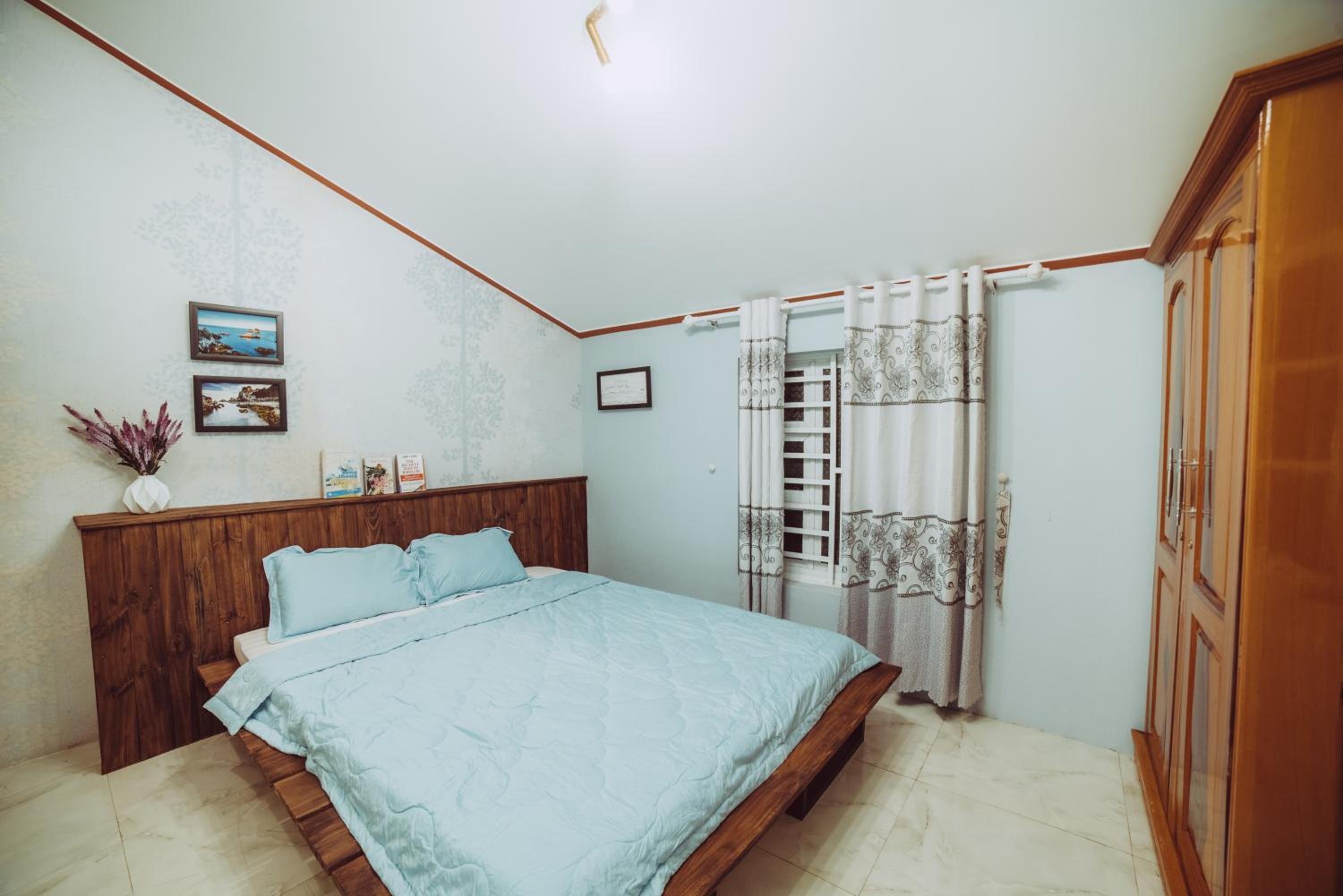 Double Room with Private External Bathroom photo 1