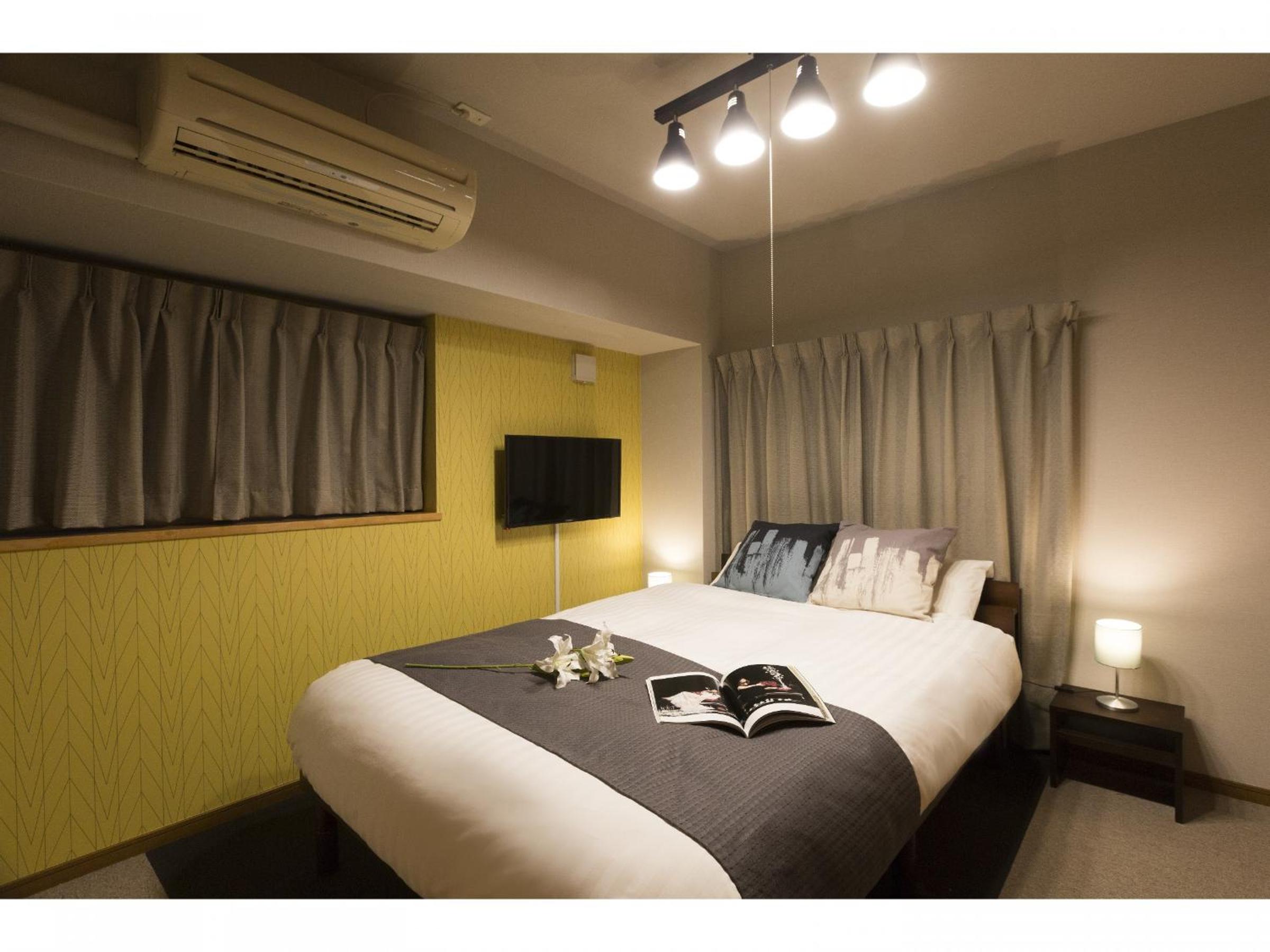 One-Bedroom Apartment - Photo 1